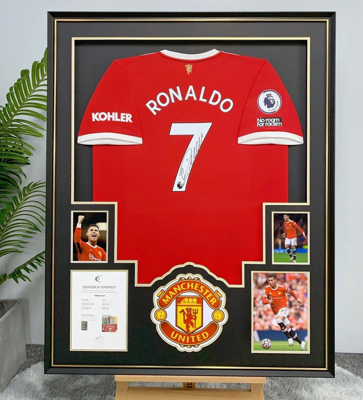 Manchester United Cristiano Ronaldo Autographed Jersey with Personalized Custom Design Framed 00066