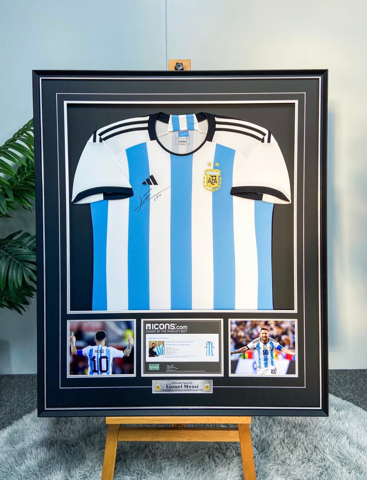 Argentina Lionel Messi Autographed Jersey with Personalized Custom Design Framed 000052
