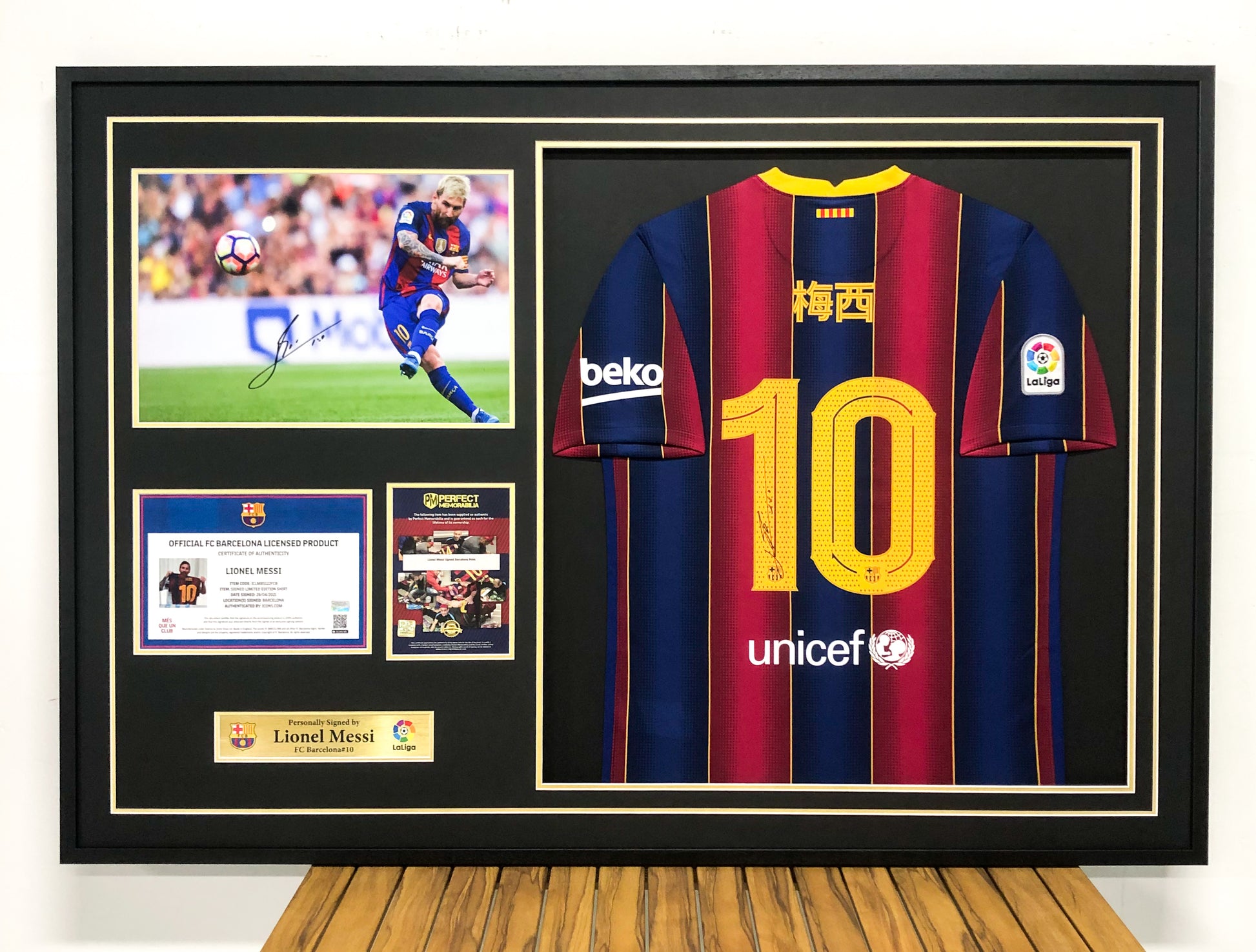 FC Barcelona Lionel Messi Autographed Jersey with Personalized Custom Design Framed 00008