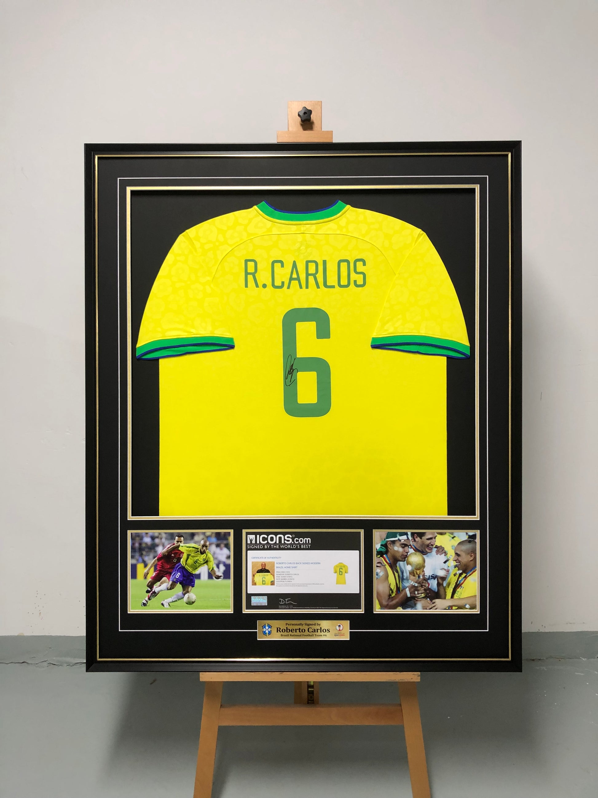 Brazil national team Roberto Carlos Autographed Jersey with Personalized Custom Design Framed 00003
