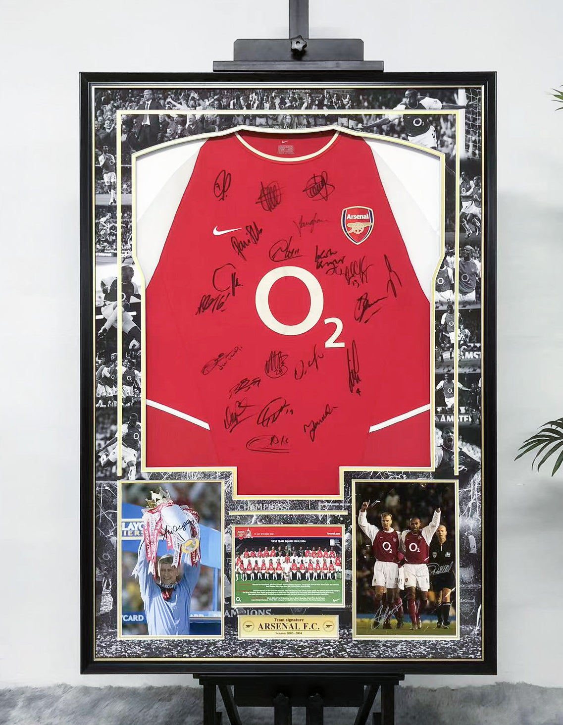 Arsenal F.C. Autographed Jersey with Personalized Custom Design Framed 00002