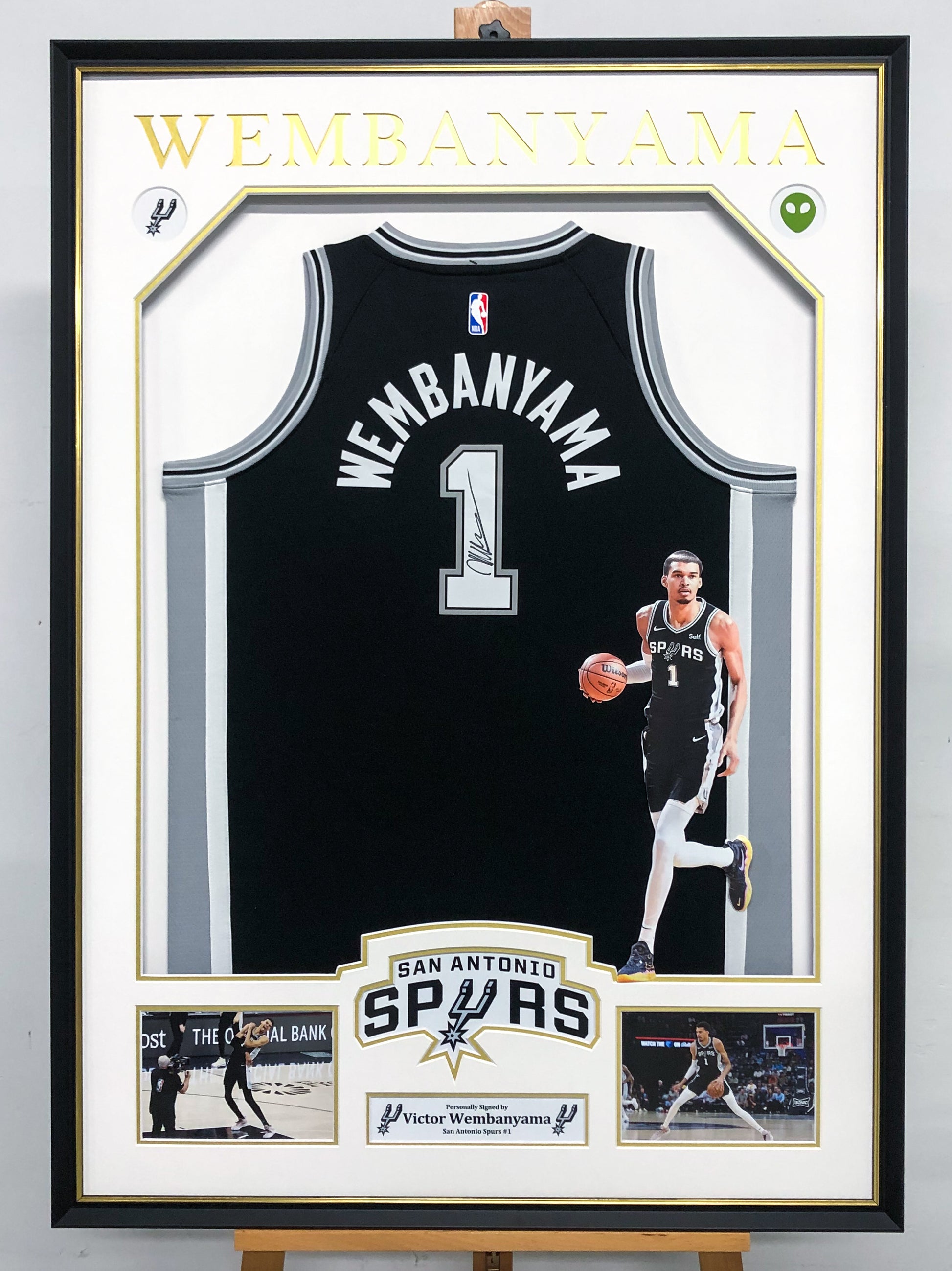 San Antonio Spurs Wembanyama Autographed Jersey with Personalized Custom Design Framed 00002