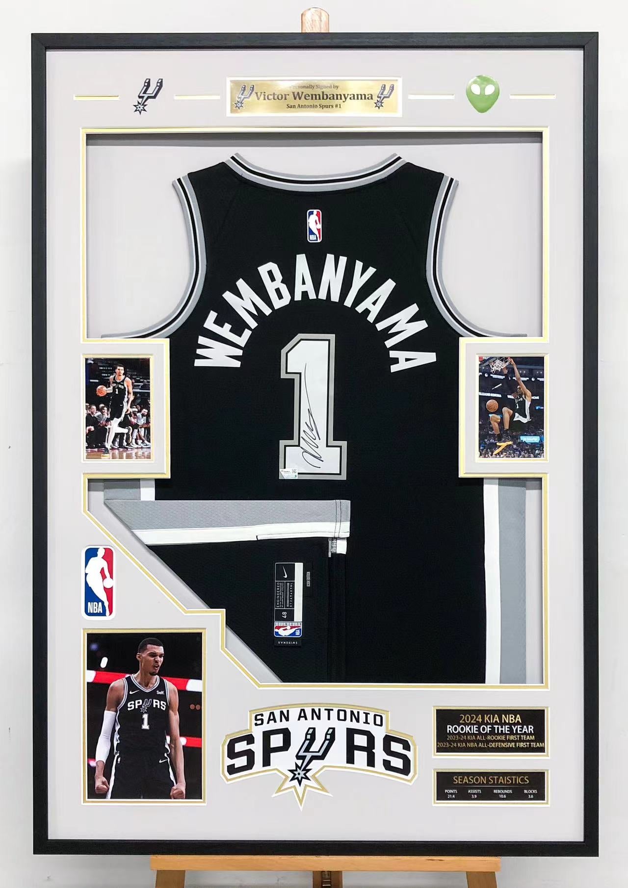 San Antonio Spurs Wembanyama Autographed Jersey with Personalized Custom Design Framed 00008