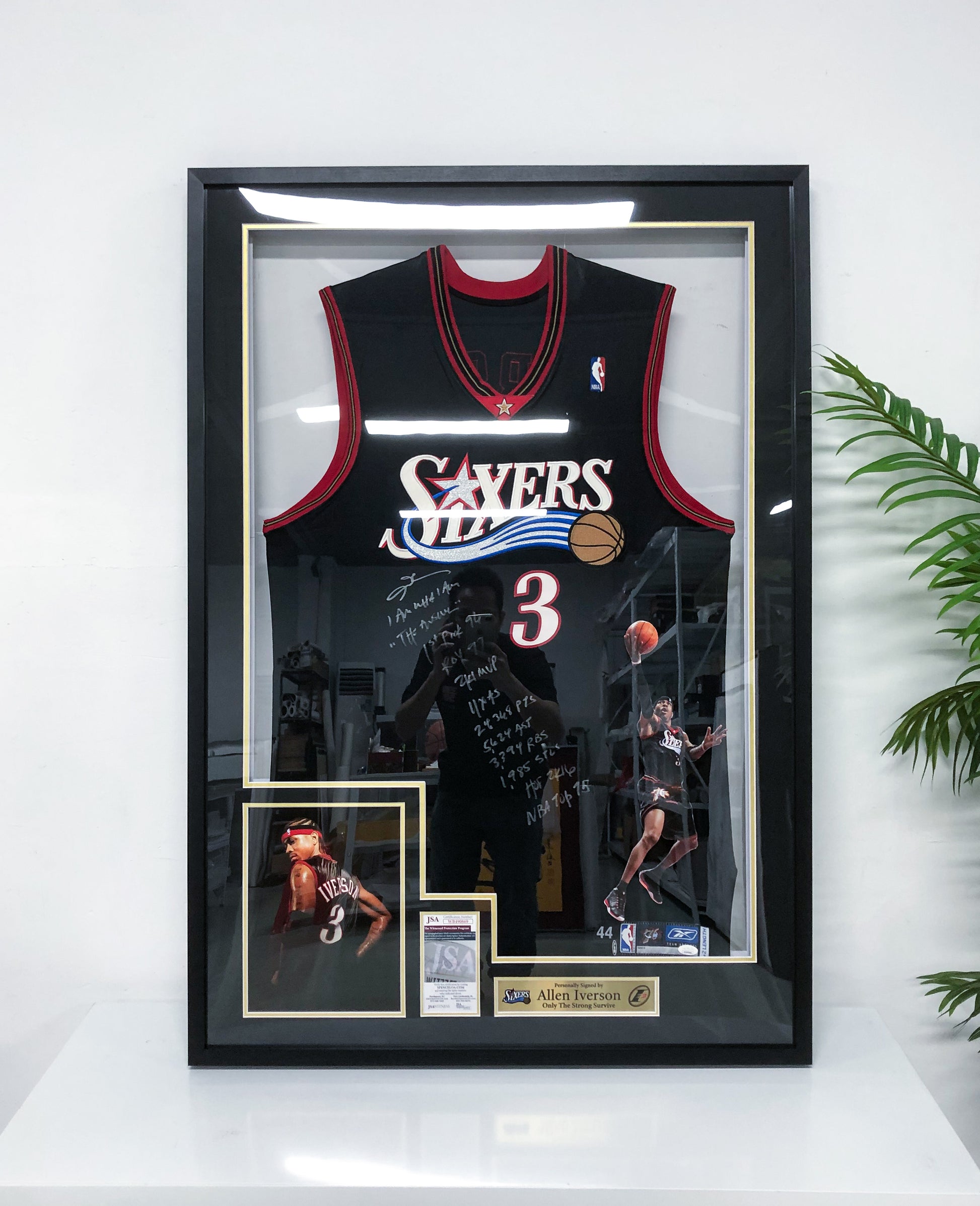 Philadelphia 76ers Allen Iverson Autographed Jersey with Personalized Custom Design Framed 00003