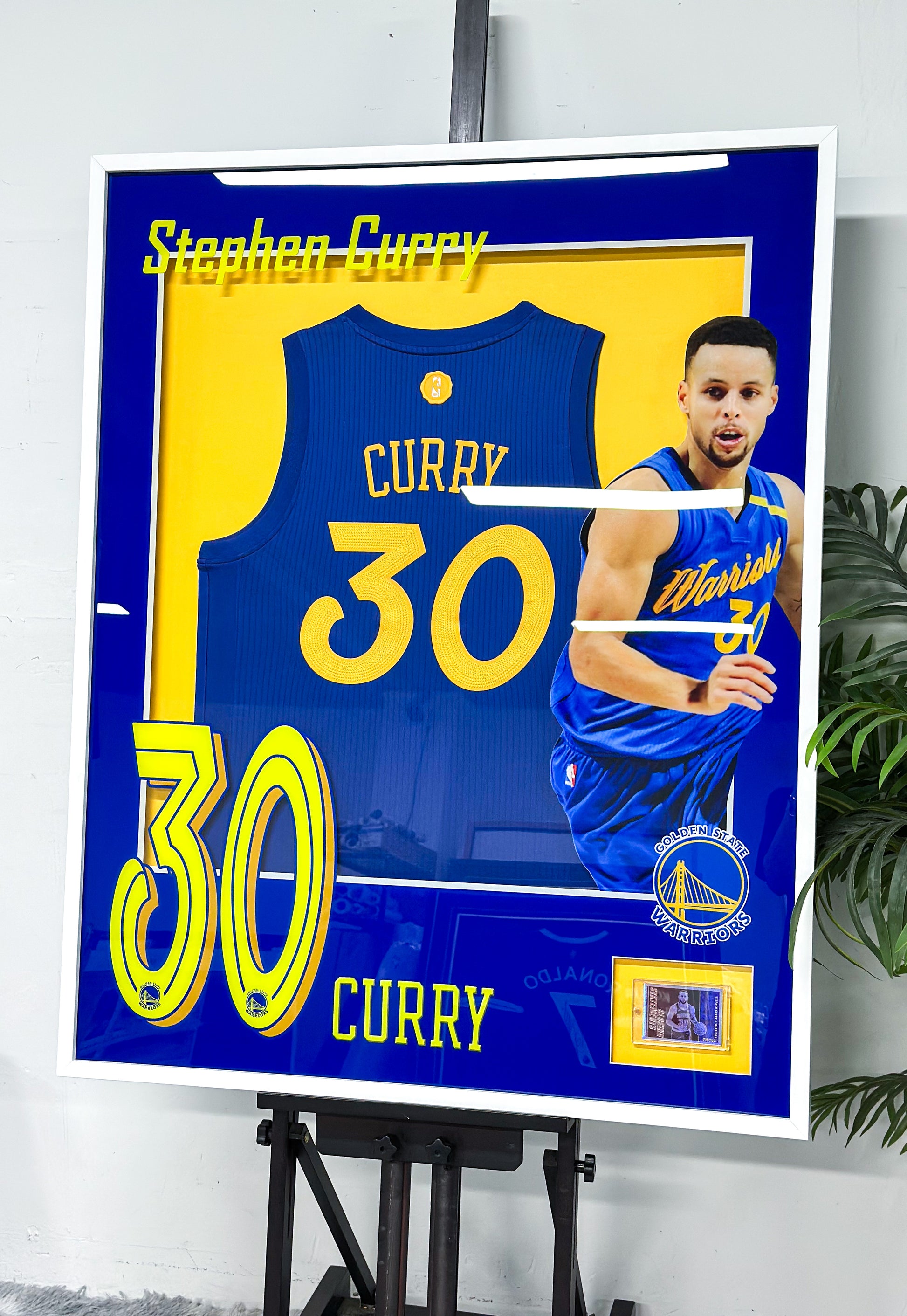 Golden State Warriors Stephen Curry Autographed Jersey with Personalized Custom Design Framed 000063