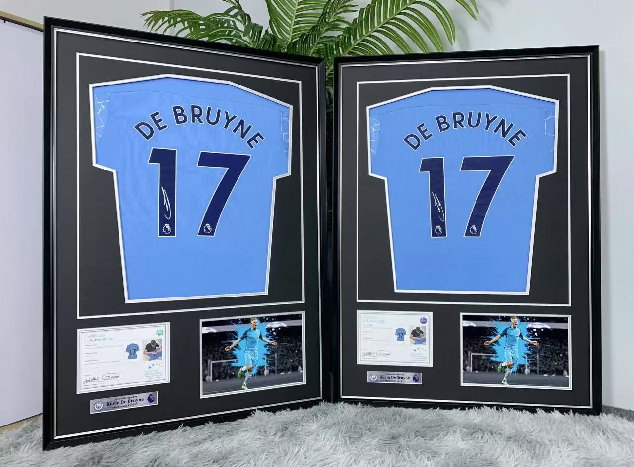 Manchester City FC De Bruyne Autographed Jersey with Classic Design Framed 00010