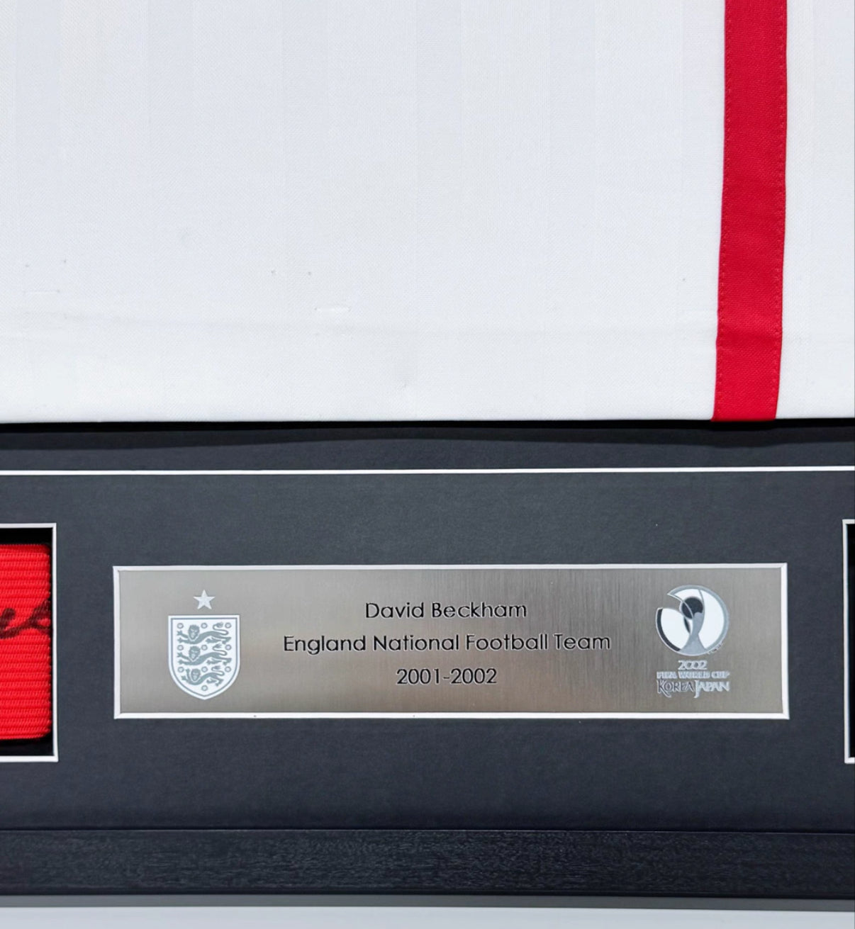 England National Football Team David Beckham Autographed Jersey with Personalized Custom Design Framed 00001