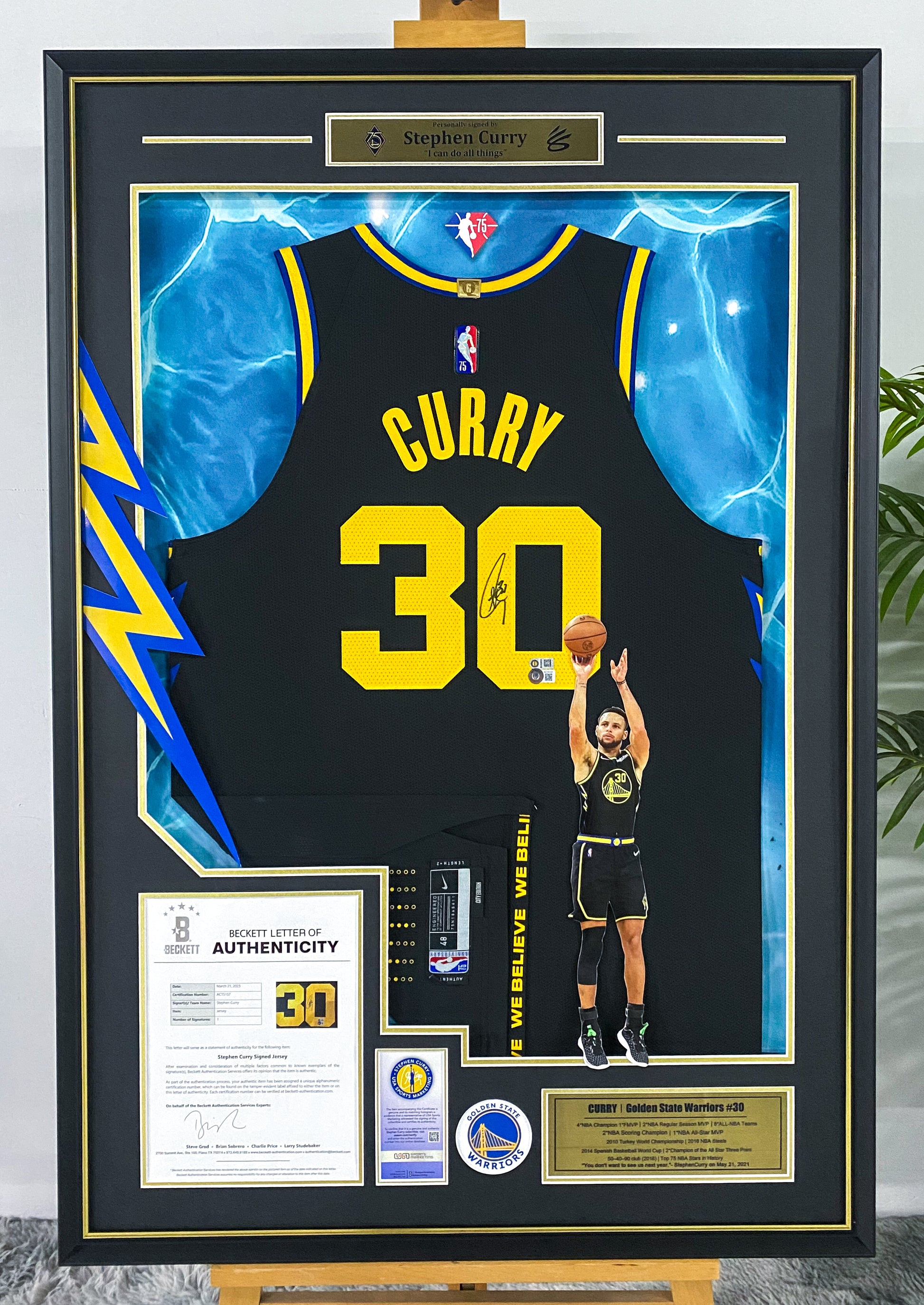 Golden State Warriors Stephen Curry Autographed Jersey with Personalized Custom Design Framed 000048