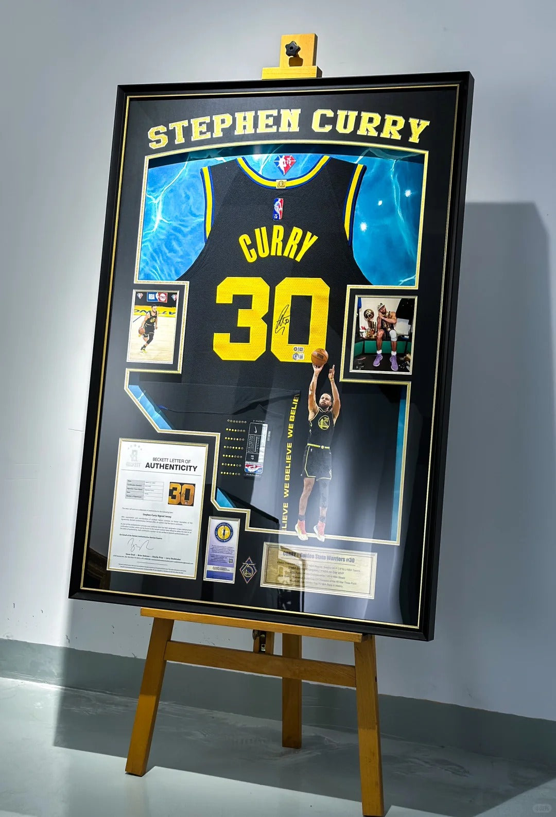 Golden State Warriors Stephen Curry Autographed Jersey with Personalized Custom Design Framed 000026