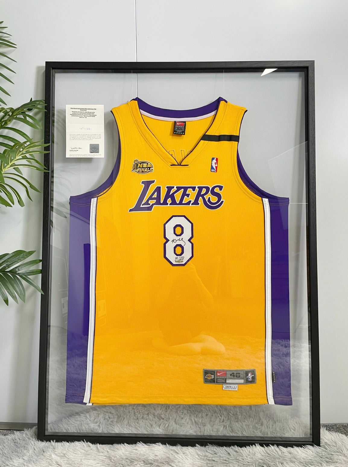 Los Angeles Lakers Kobe Bryant Autographed Jersey with Personalized Custom Design Framed 00003