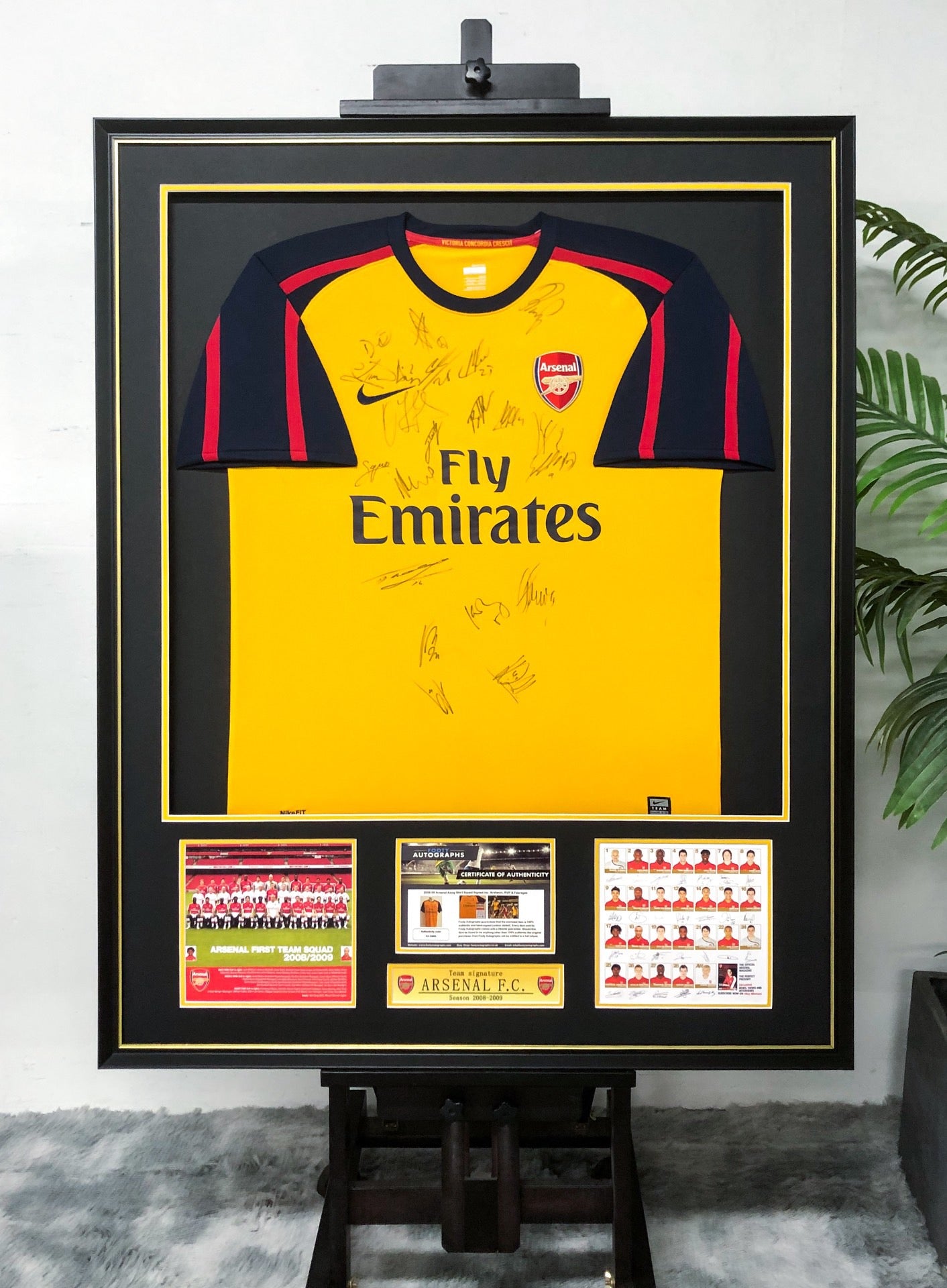 The Arsenal Football Club Autographed Jersey with Personalized Custom Design Framed 00033