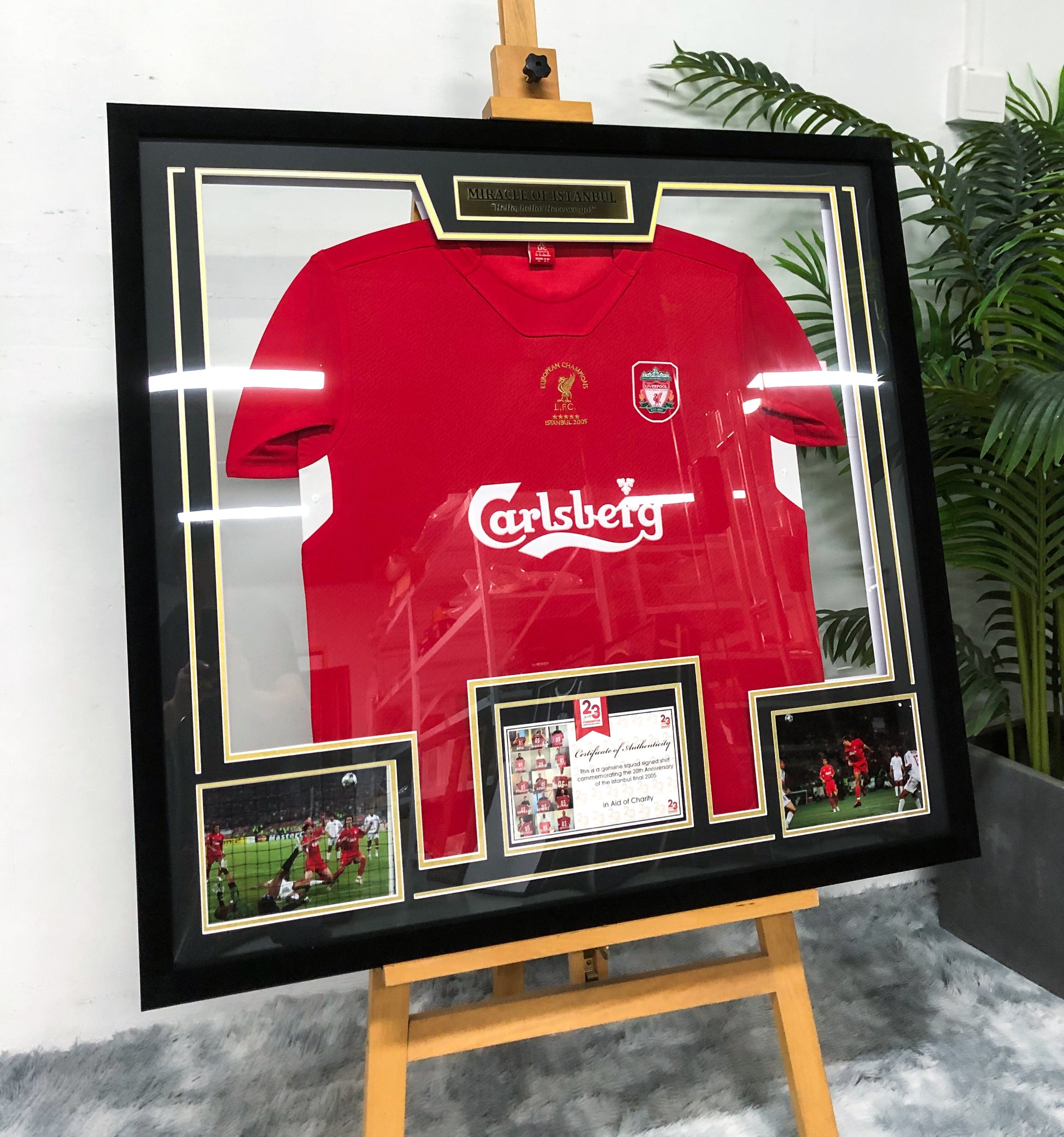 Liverpool FC Football Club Autographed Jersey with Standard Design Framed 000041