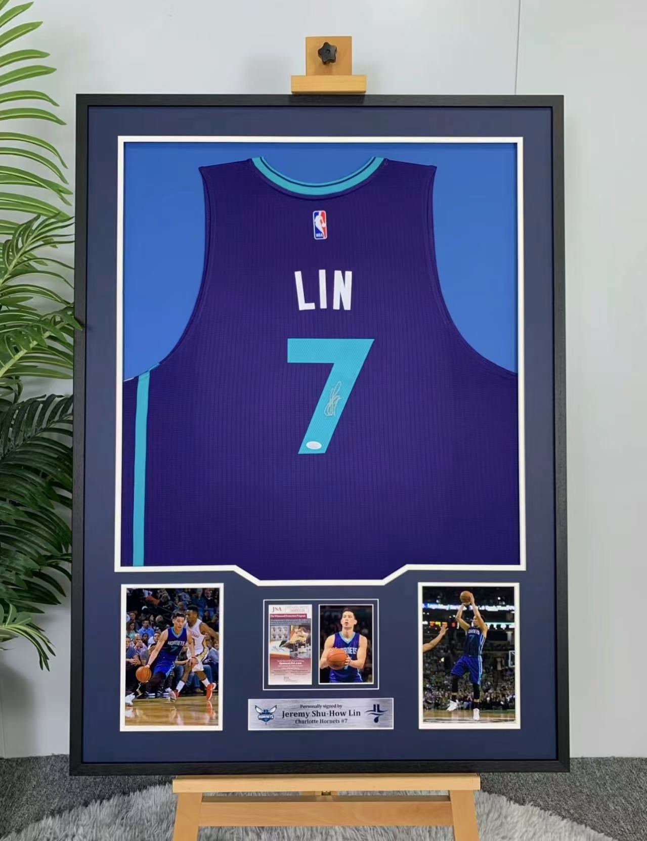 Charlotte Hornets LIN Autographed Jersey with Personalized Custom Design Framed 00011