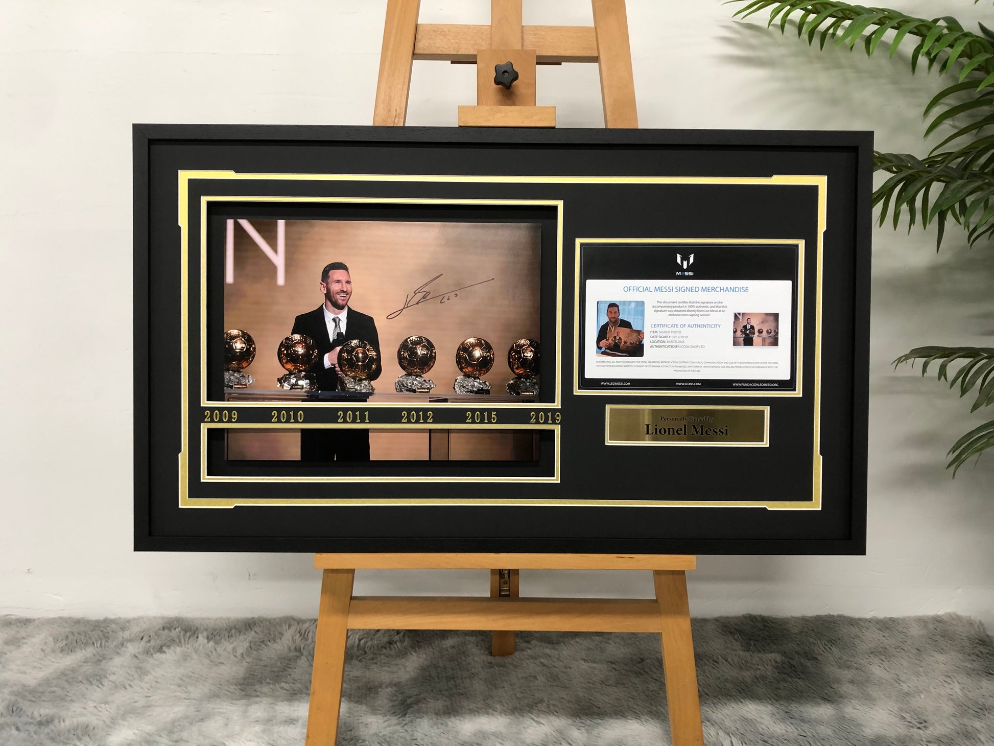 Lionel Messi Poster with Personalized Custom Design Framed 000050