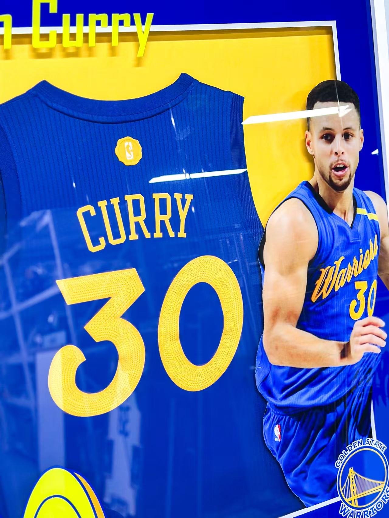 Golden State Warriors Stephen Curry Autographed Jersey with Personalized Custom Design Framed 000063