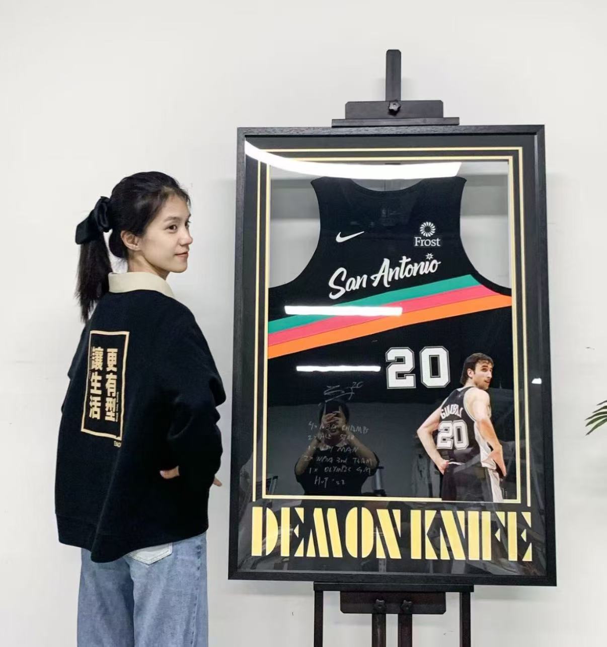 San Antonio Spurs Manu Ginóbili Autographed Jersey with Personalized Custom Design Framed 00003