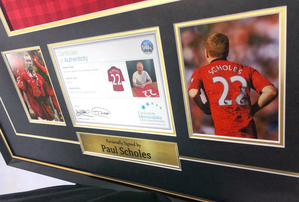Manchester United Paul Scholes Autographed Jersey with Classic Design Framed000025