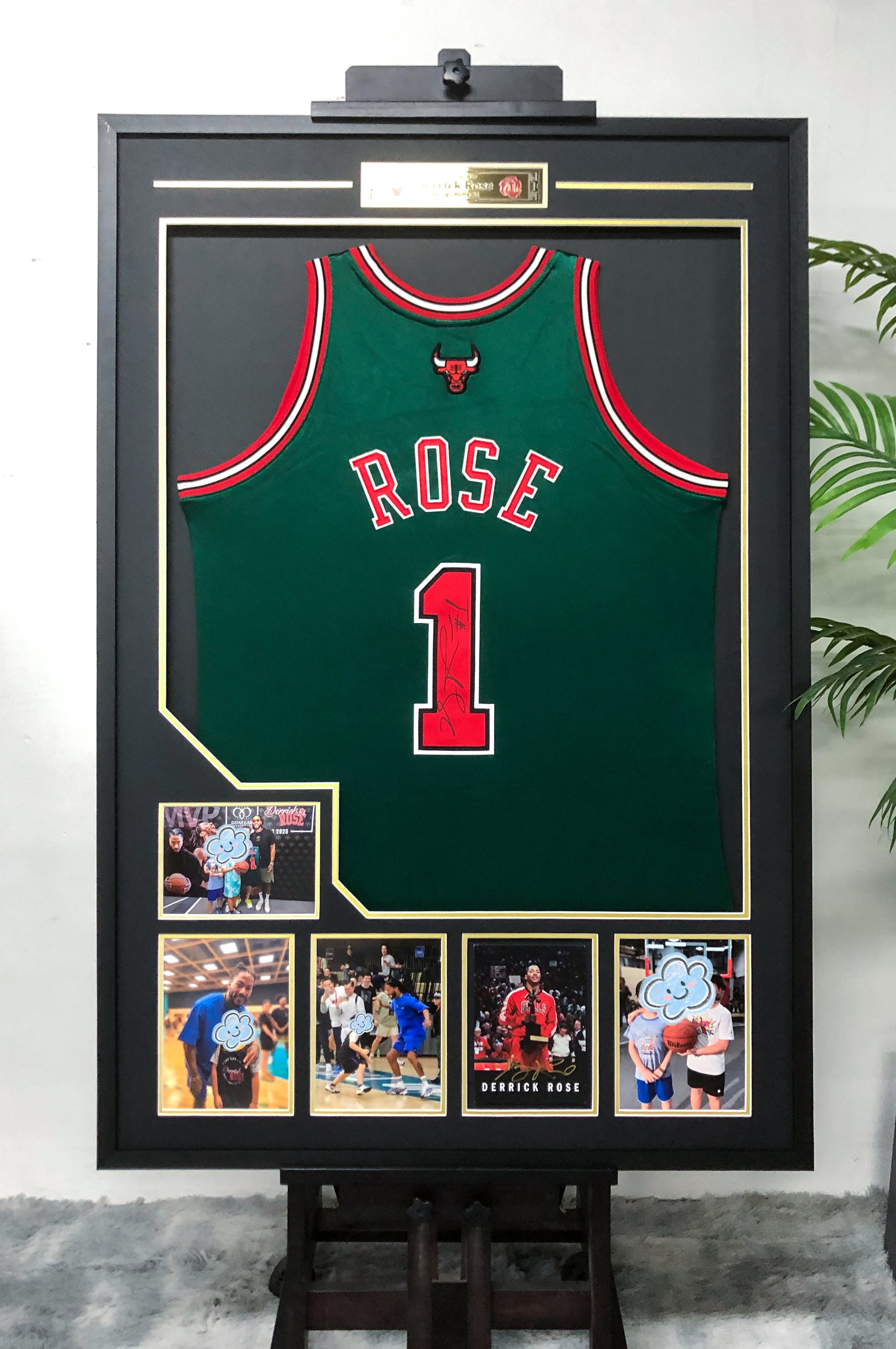 Chicago Bulls Derrick Rose Autographed Jersey with Personalized Custom Design Framed 00010