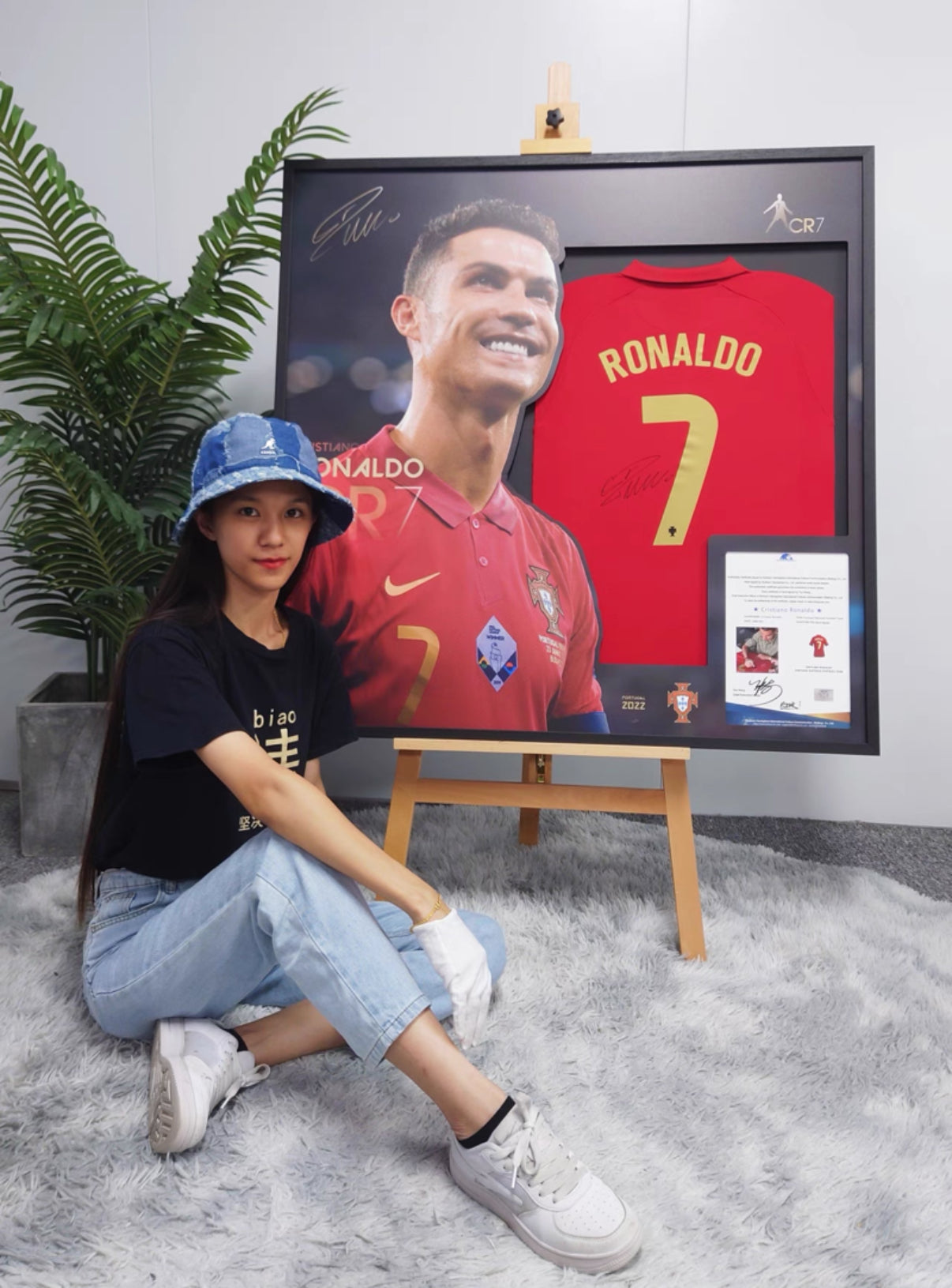 Portugal Cristiano Ronaldo Autographed Jersey with Personalized Custom Design Framed 000014
