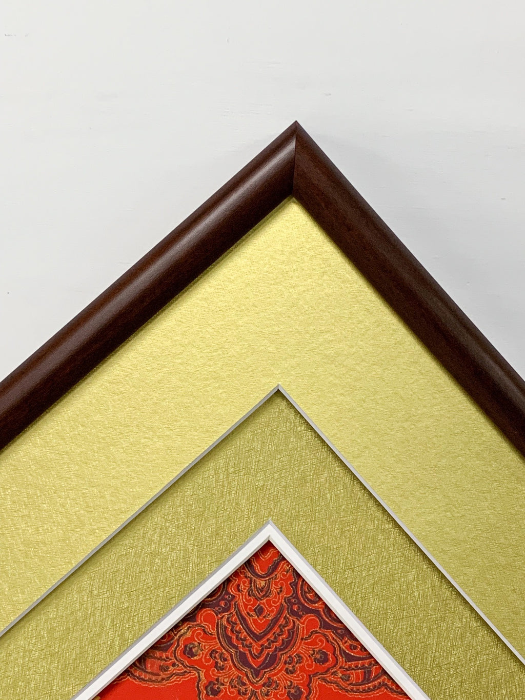 Custom Framing 000193