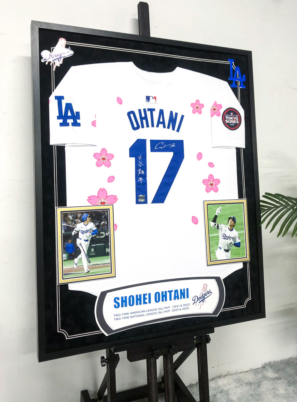 Shohei Ohtani Dodgers Jersey Framing 00024