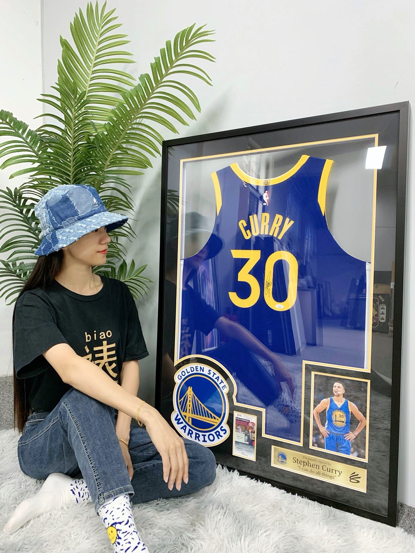Golden State Warriors Stephen Curry Autographed Jersey with Personalized Custom Design Framed 000013