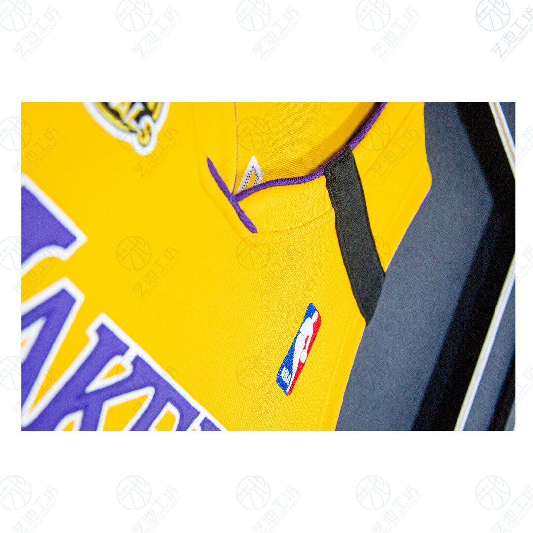 Los Angeles Lakers Kobe Bryant Autographed Jersey with Personalized Custom Design Framed 000015