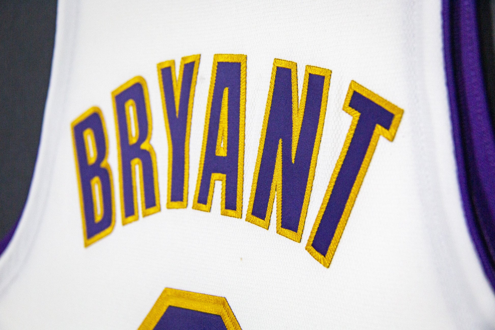 Los Angeles Lakers Kobe Bryant Autographed Jersey with Personalized Custom Design Framed 000017