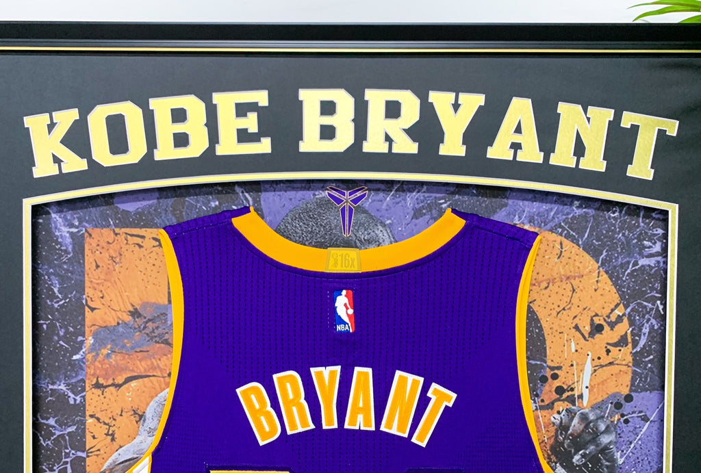 Los Angeles Lakers Kobe Bryant Autographed Jersey with Personalized Custom Design Framed 000027