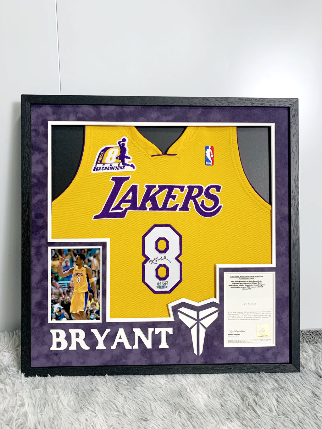 Los Angeles Lakers Kobe Bryant Autographed Jersey with Personalized Custom Design Framed 000032