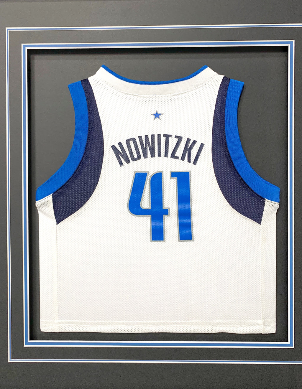 Dallas Mavericks Dirk Nowitzki Autographed Jersey with Personalized Custom Design Framed 00002