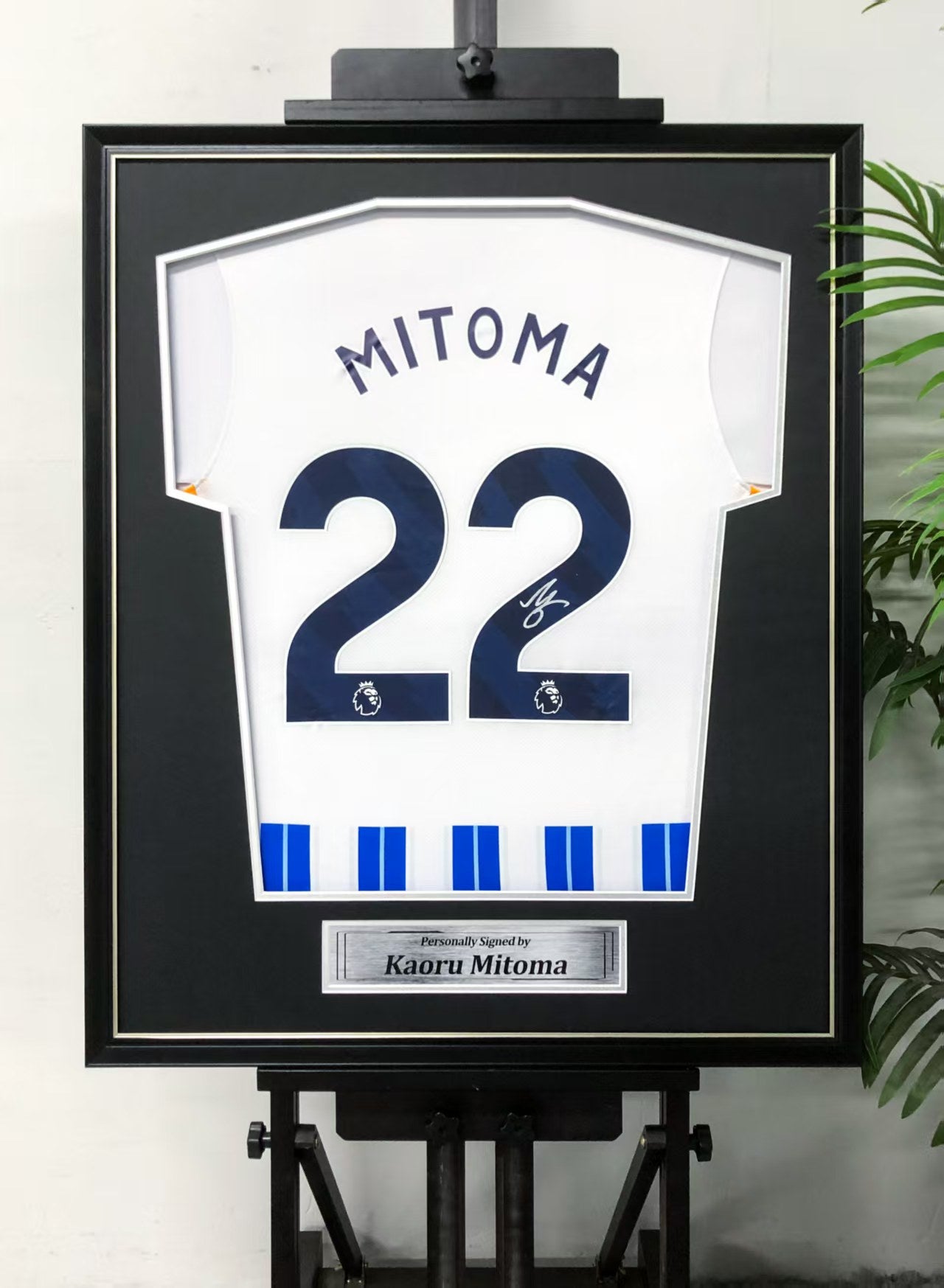 Brighton Kaoru Mitoma Autographed Jersey with Personalized Custom Design Framed 00031