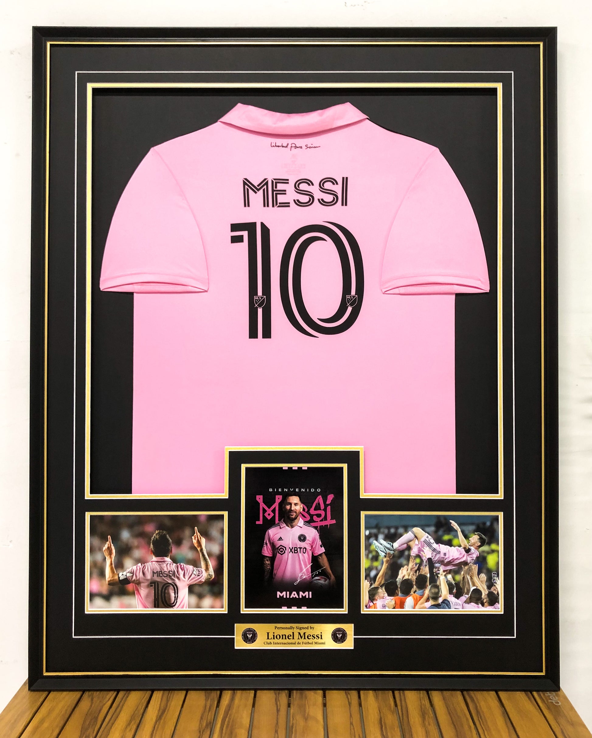 Inter Miami  Lionel Messi Autographed Jersey with Personalized Custom Design Framed 000059