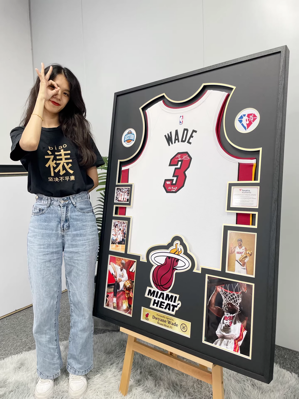 Miami Heat Dwyane Wade Autographed Jersey with Personalized Custom Design Framed 00003