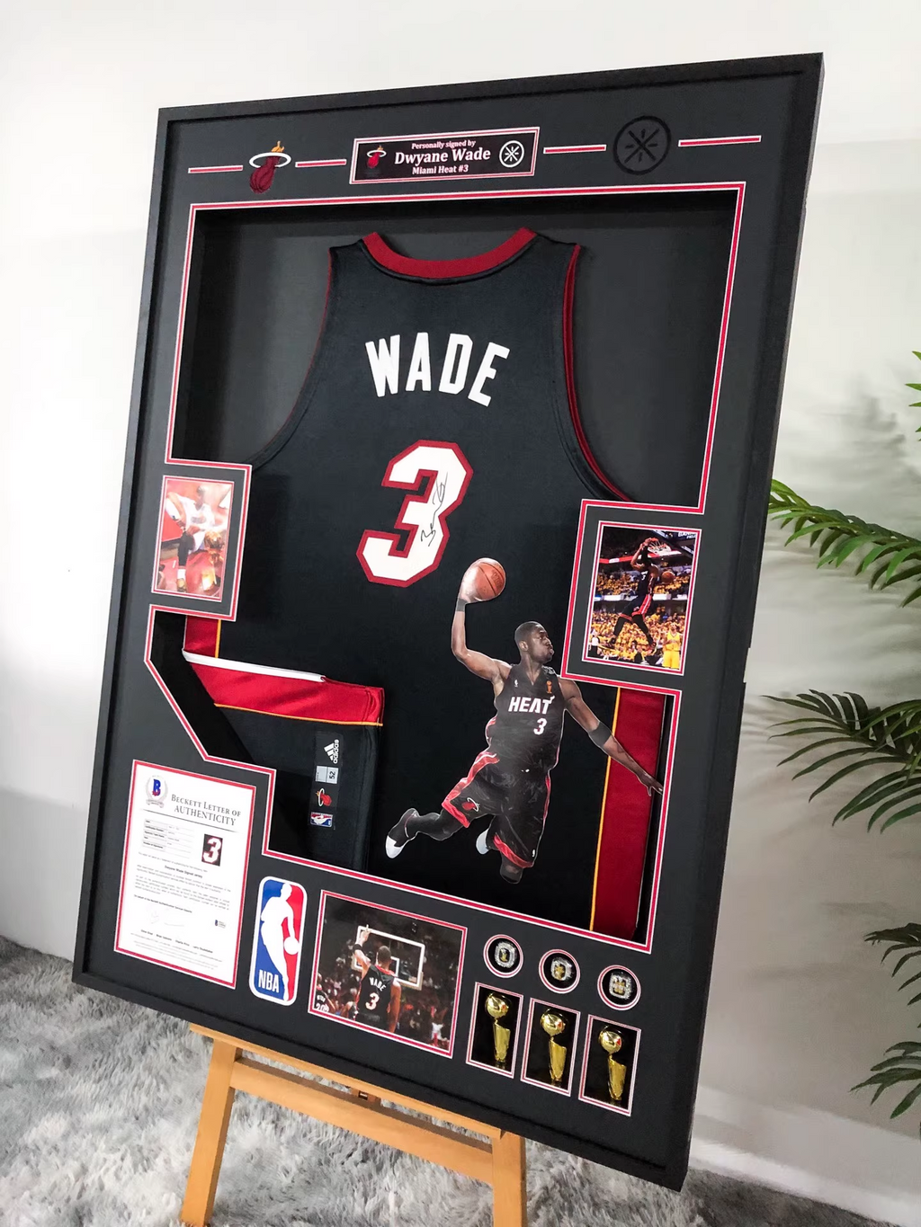 Miami Heat Dwyane Wade Autographed Jersey with Personalized Custom Design Framed 00004