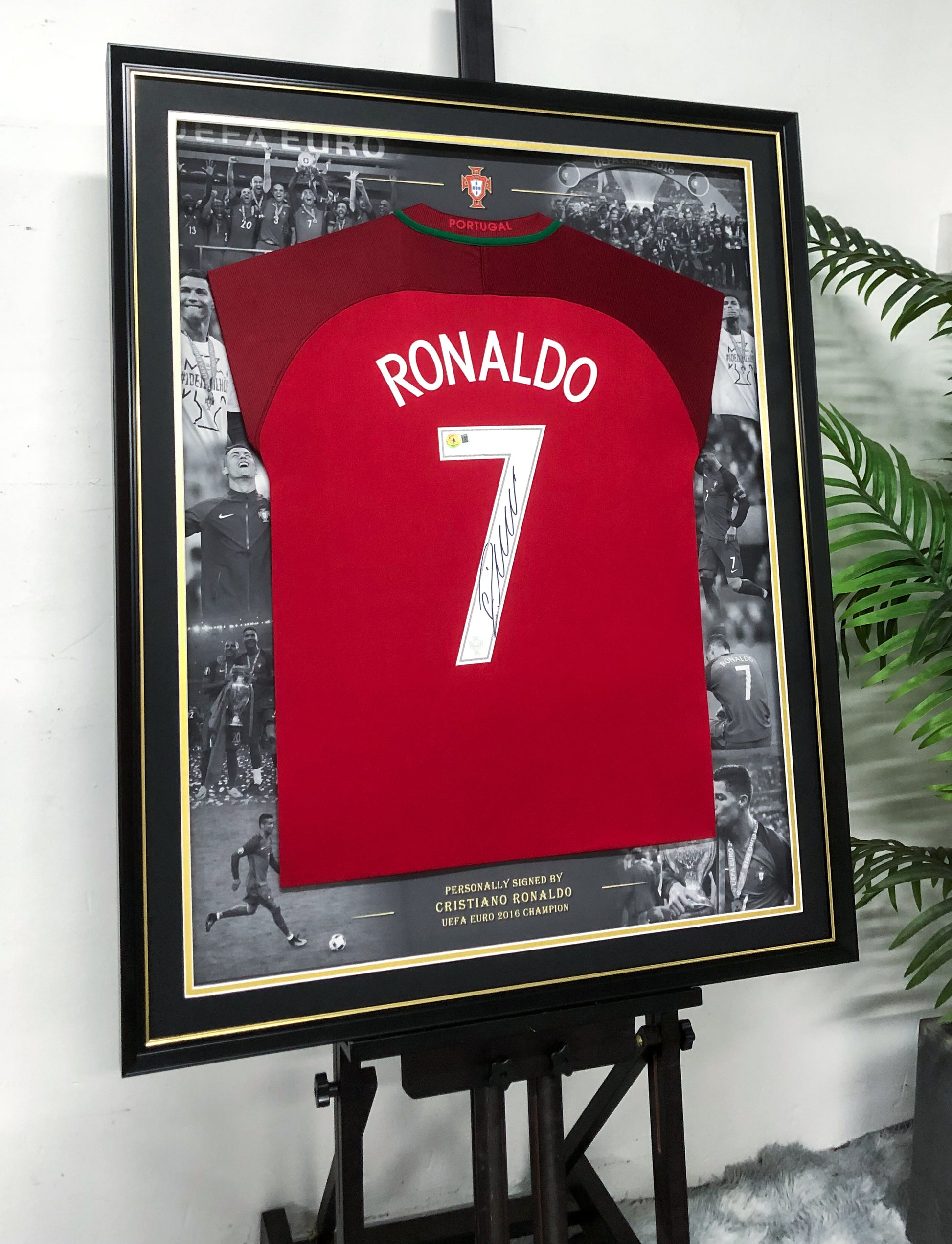 Portugal Cristiano Ronaldo Autographed Jersey with Personalized Custom Design Framed 00078
