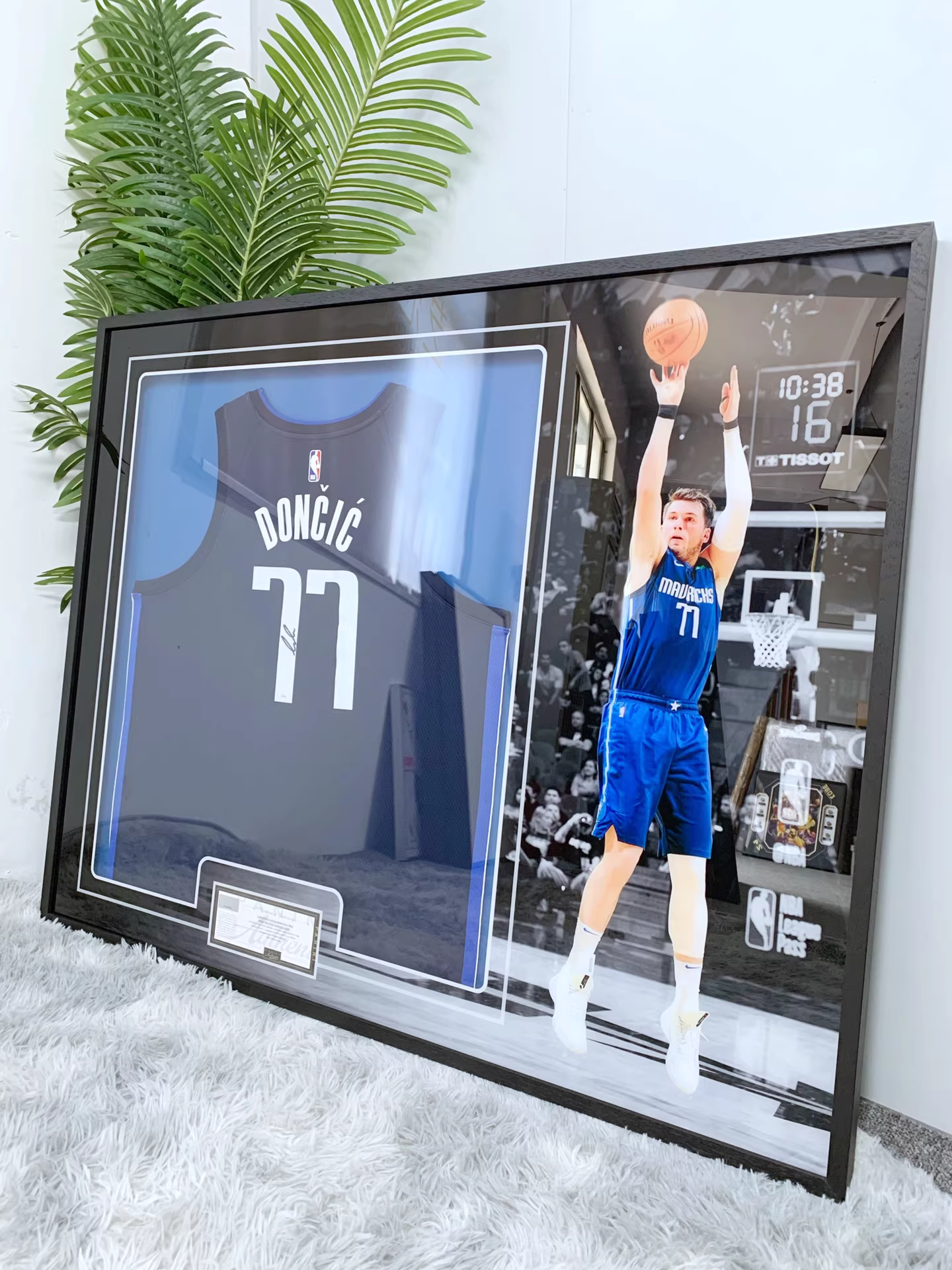 Dallas Mavericks Luka Doncic Autographed Jersey with Personalized Custom Design Framed 00003