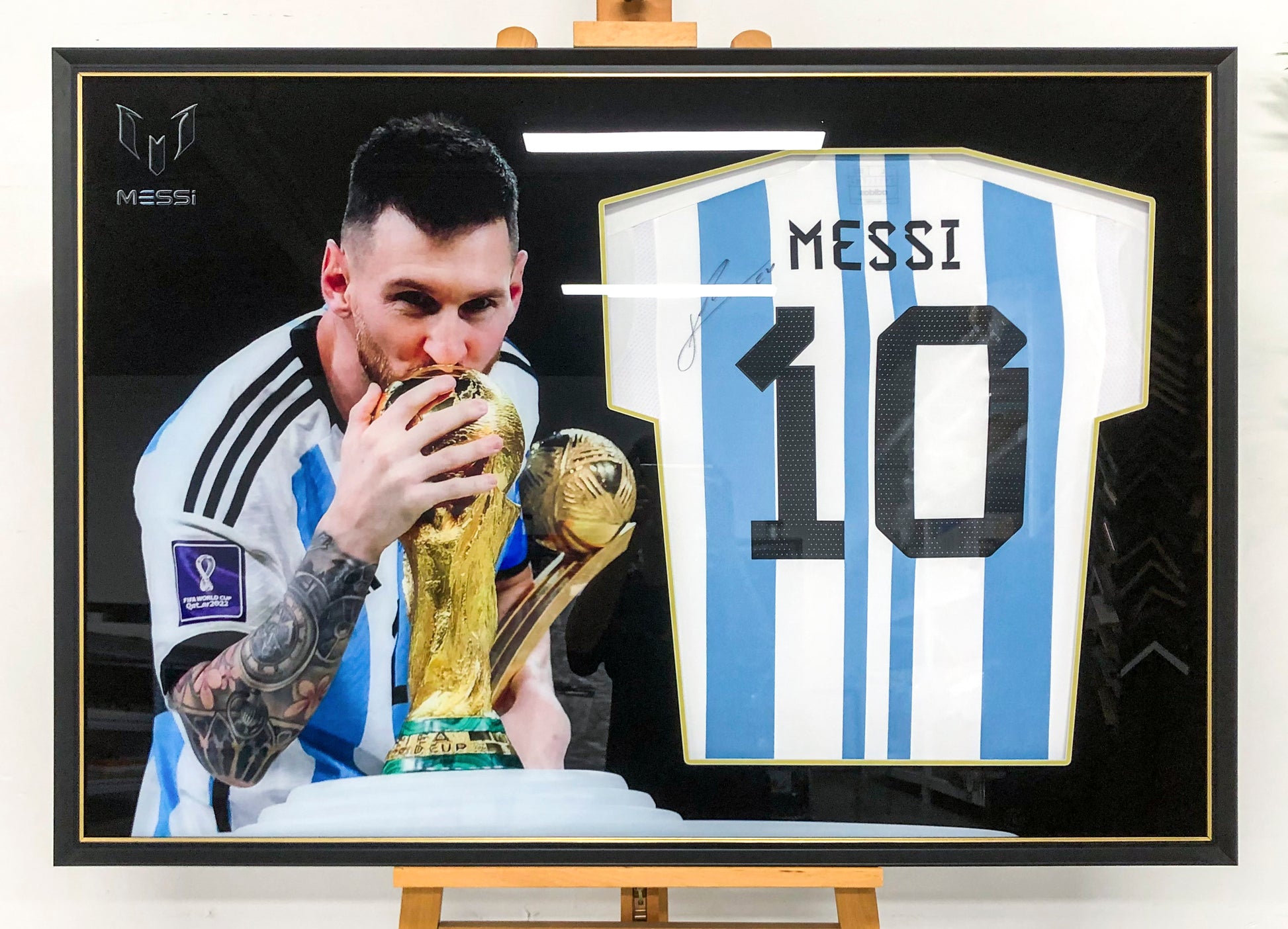 Argentina Lionel Messi  Autographed Jersey with Personalized Custom Design Framed 000022