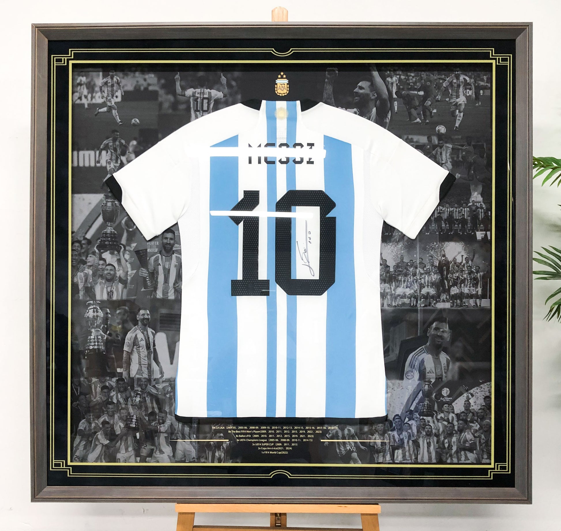 Argentina Lionel Messi Autographed Jersey with Personalized Custom Design Framed 000023