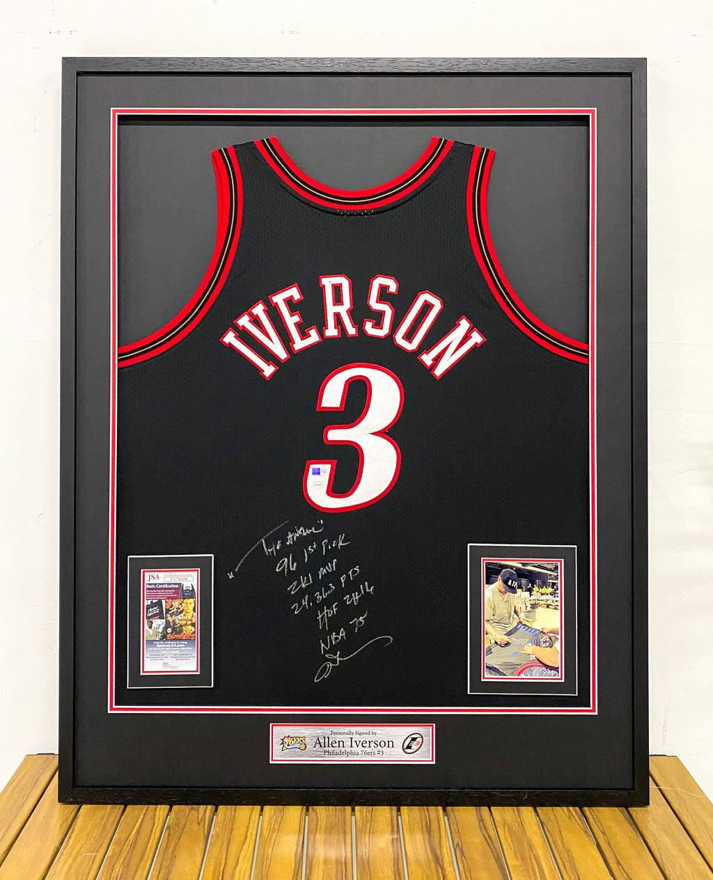 Philadelphia 76ers Allen Iverson Autographed Jersey with Standard Design Framed 00001