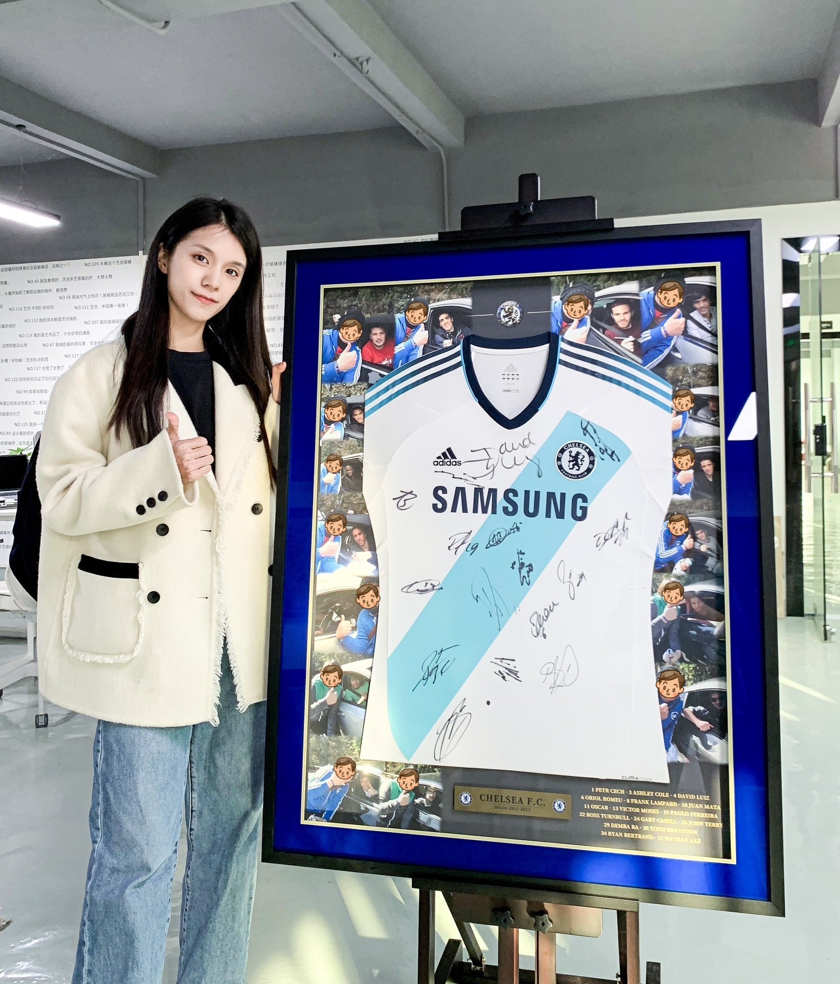 Chelsea FC Autographed Jersey with Classic Design Framed 00019