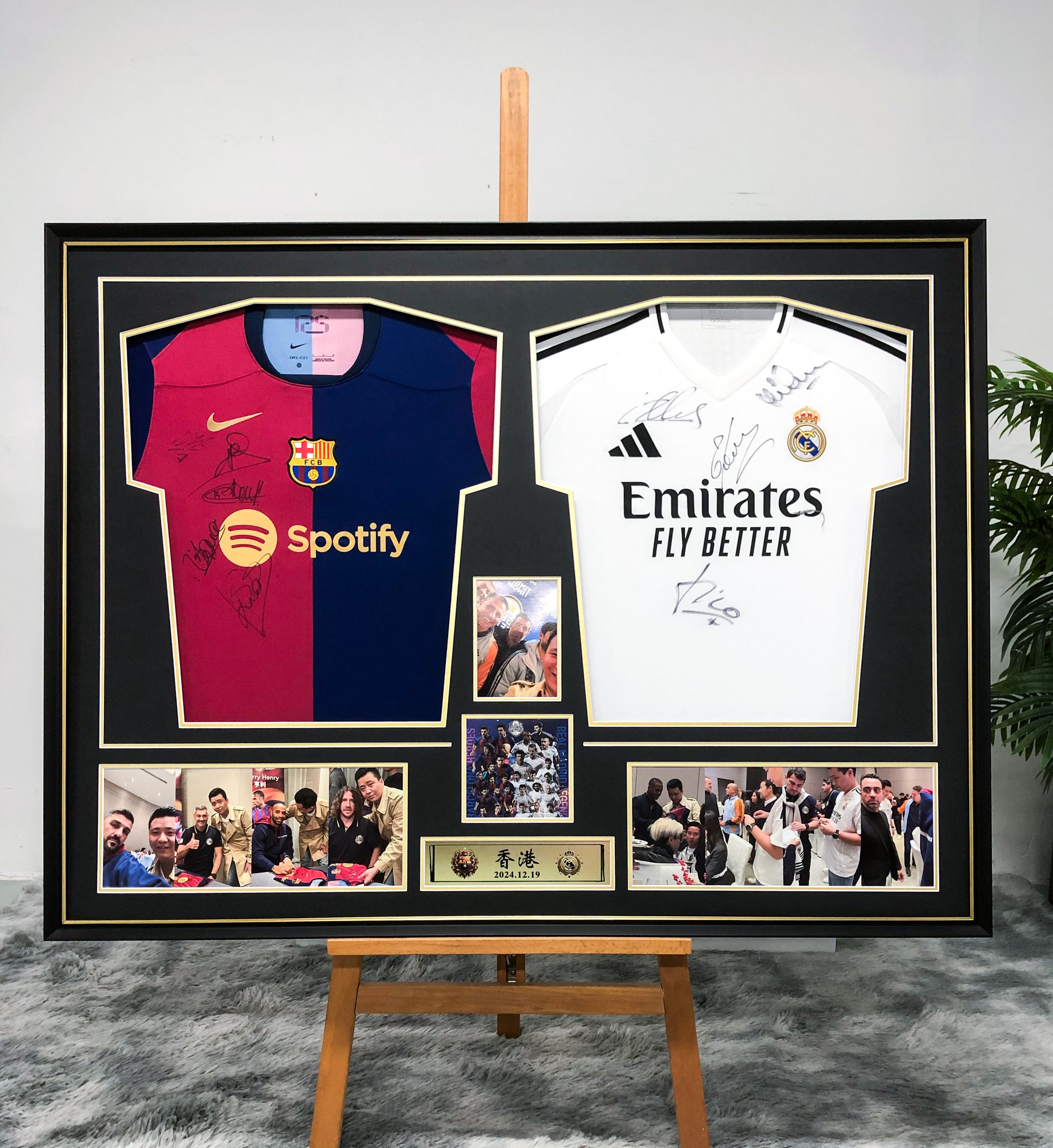 FC Barcelona  Real Madrid CF player combination  Autographed Jersey with Personalized Custom Design Framed
