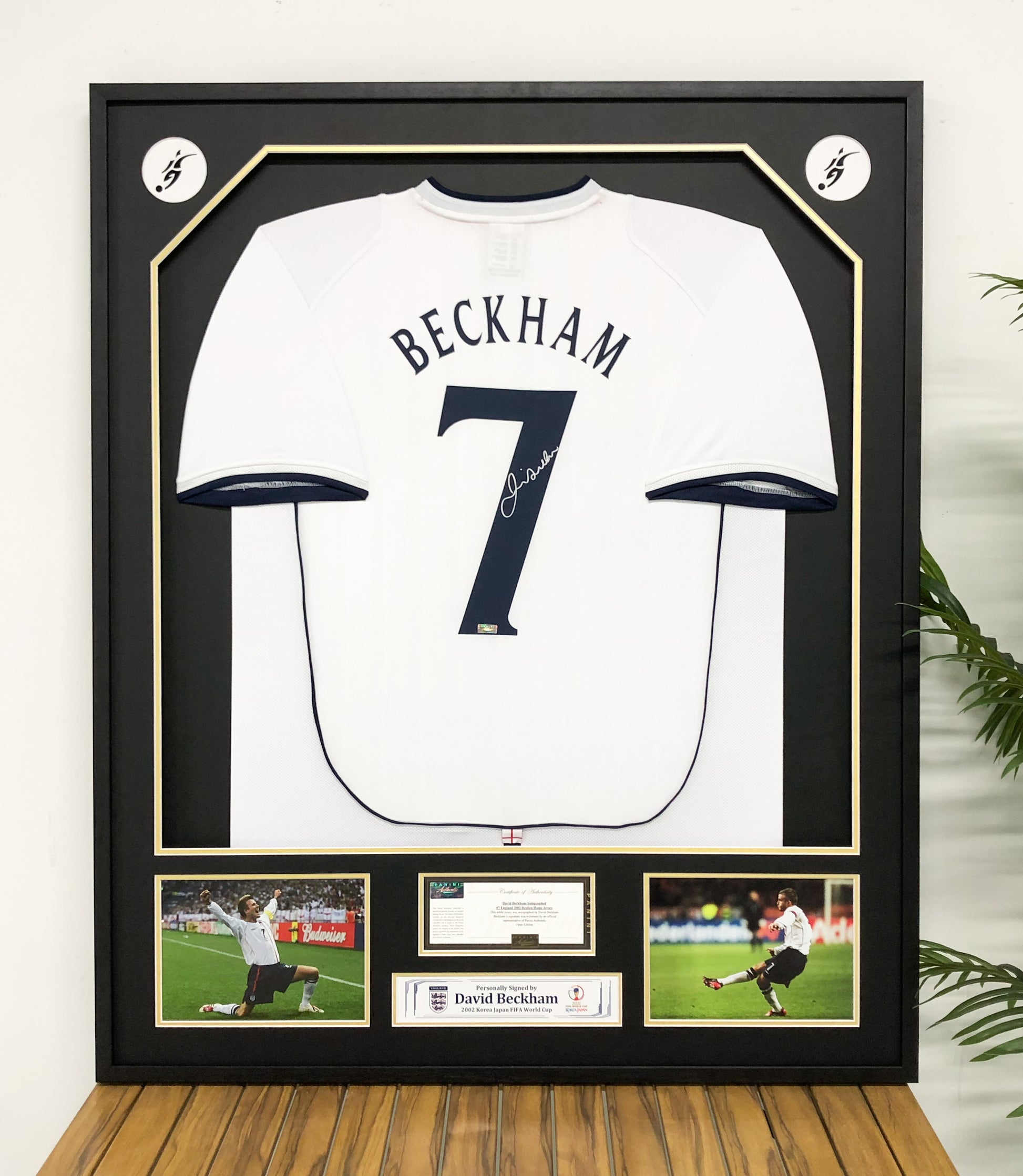 england national team  Autographed Jersey with Standard Design Framed00002