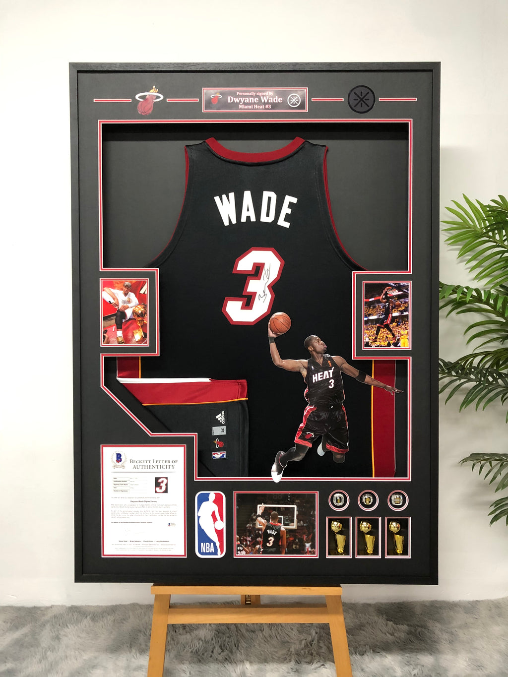 Miami Heat Dwyane Wade Autographed Jersey with Personalized Custom Design Framed 00004