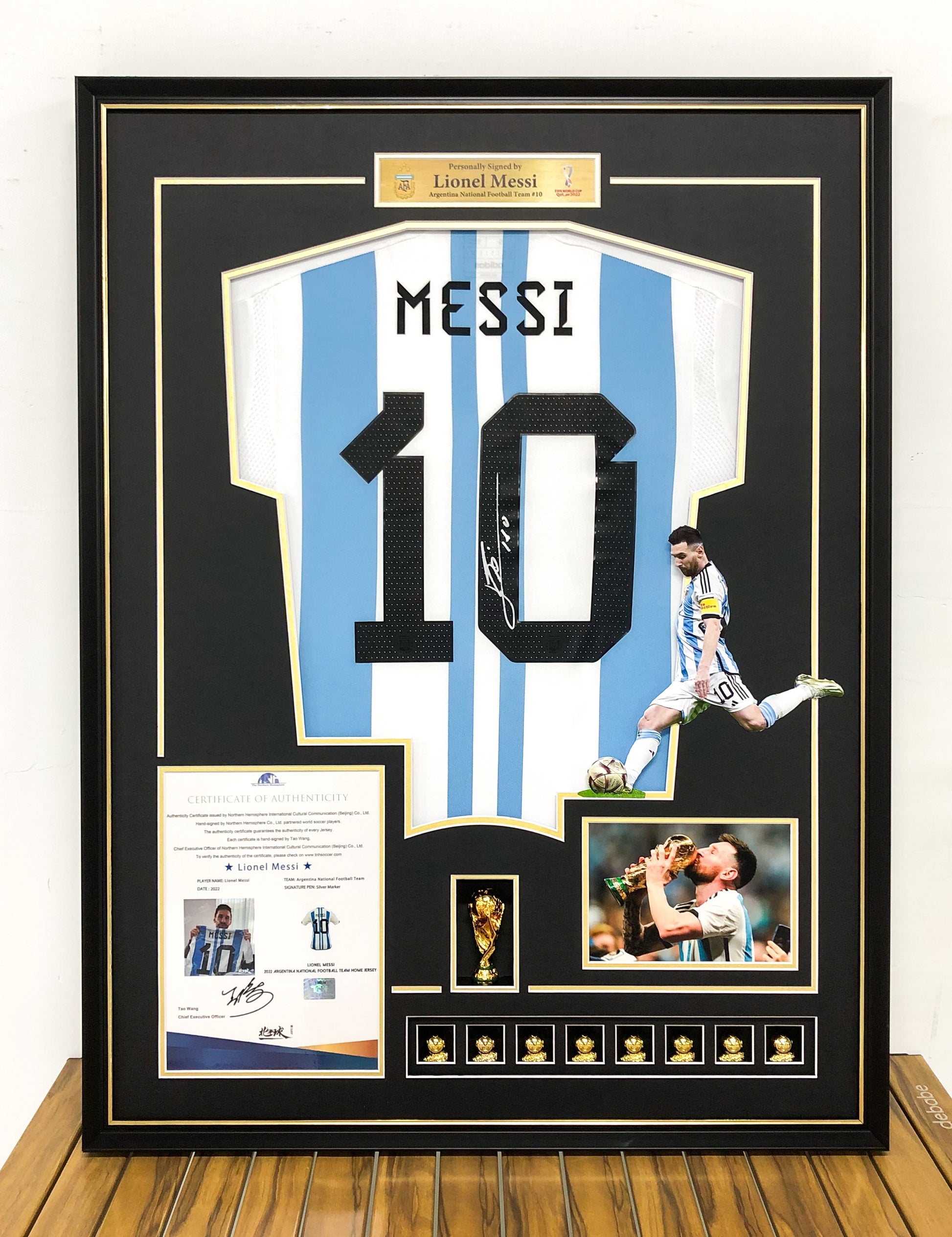 Argentina Lionel Messi  Autographed Jersey with Personalized Custom Design Framed 00001