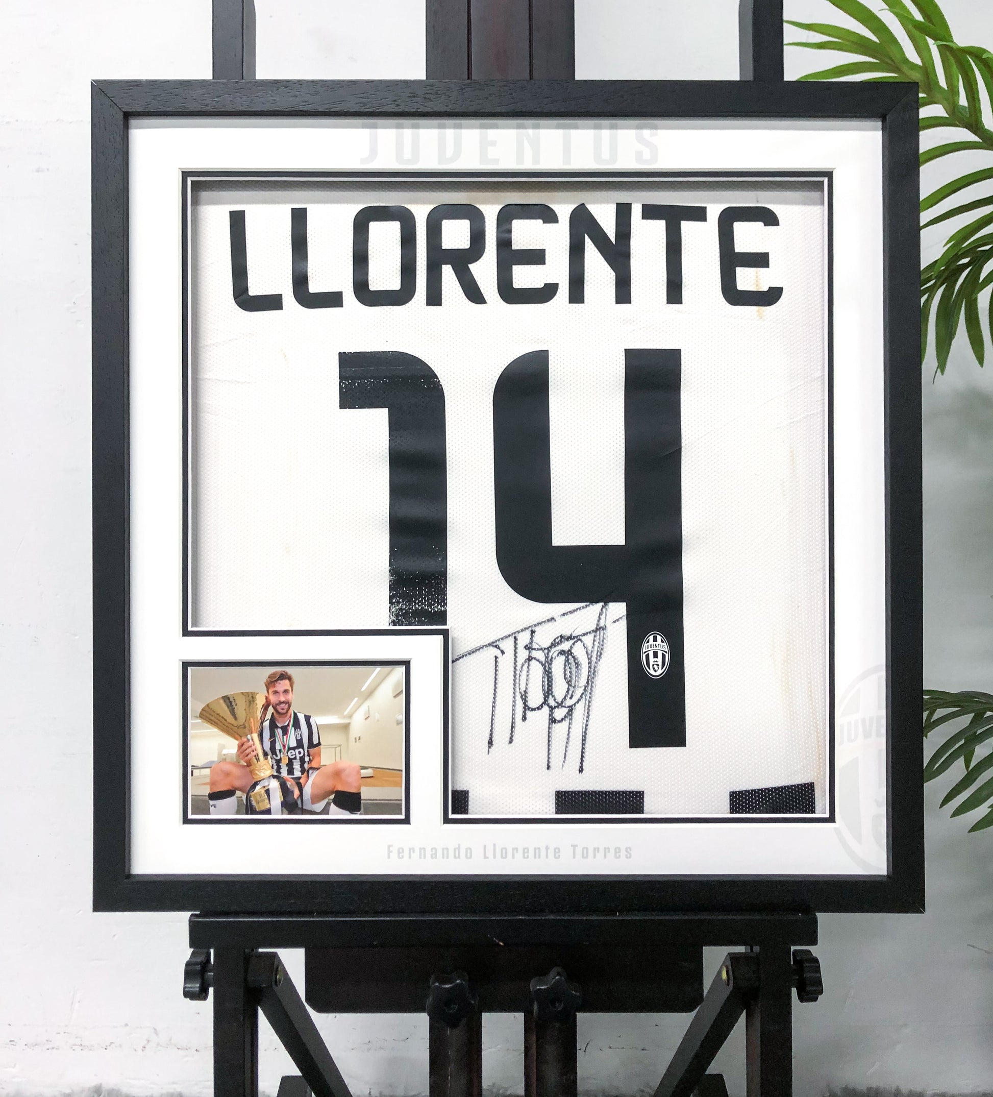 Fernando Llorente Juventus Jersey Framing  0002