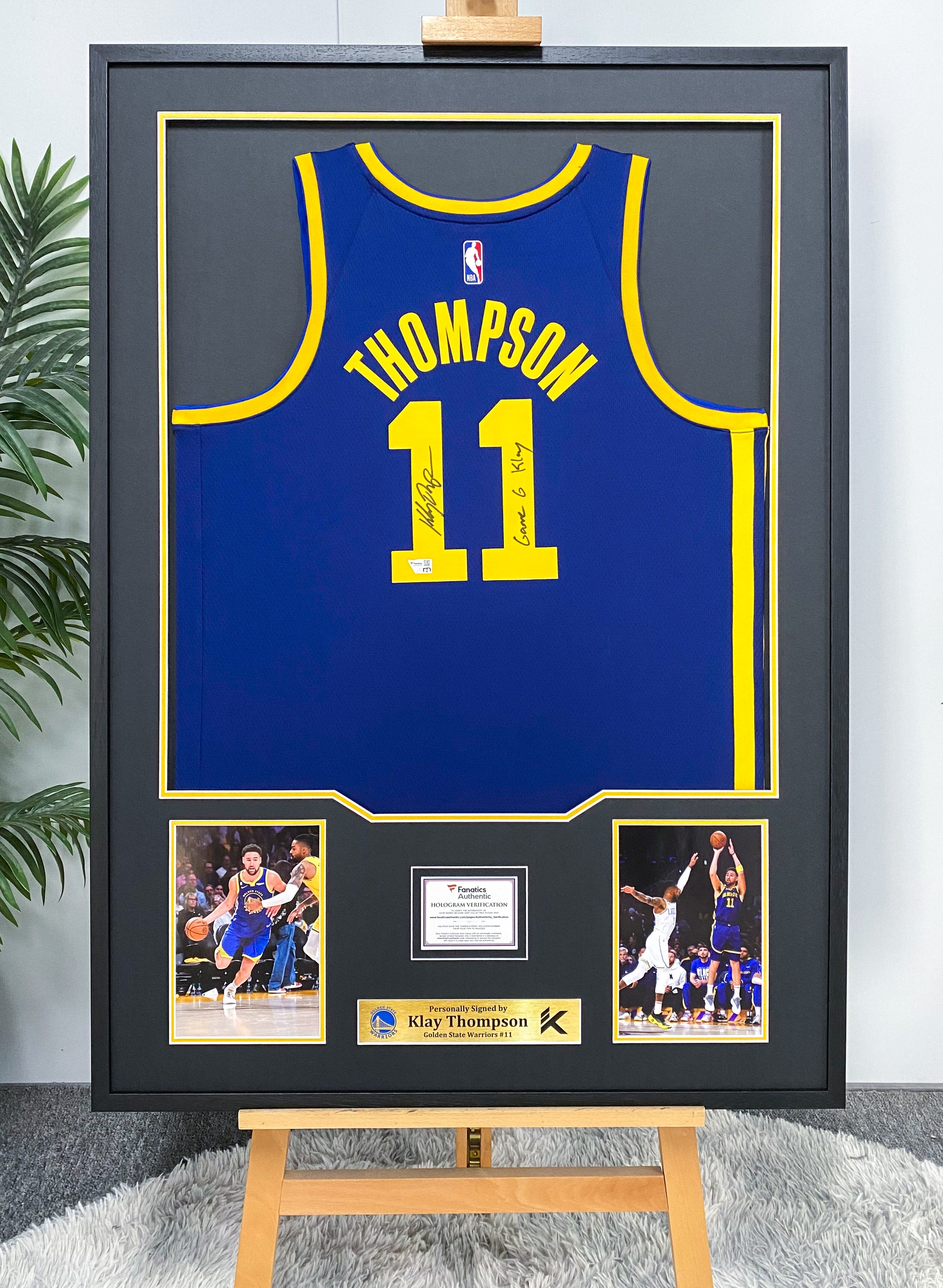 Golden State Warriors Klay Thompson Autographed Jersey with Standard Design Framed00002