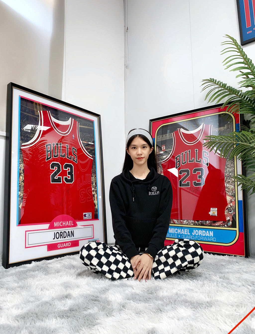 Chicago Bulls Michael Jordan Autographed Jersey with Personalized Custom Design Framed 00012