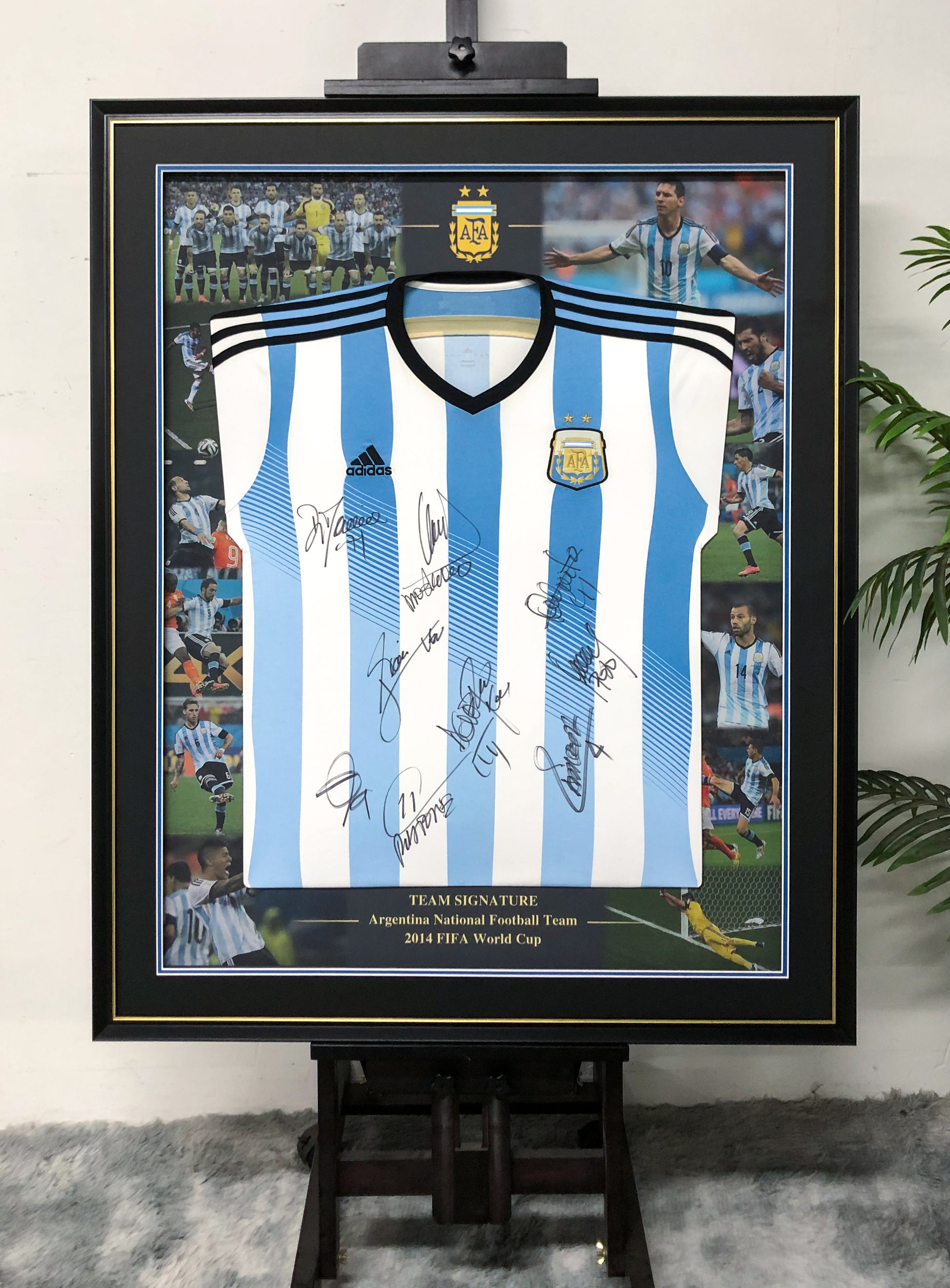 Argentina Autographed Jersey with Personalized Custom Design Framed 000040