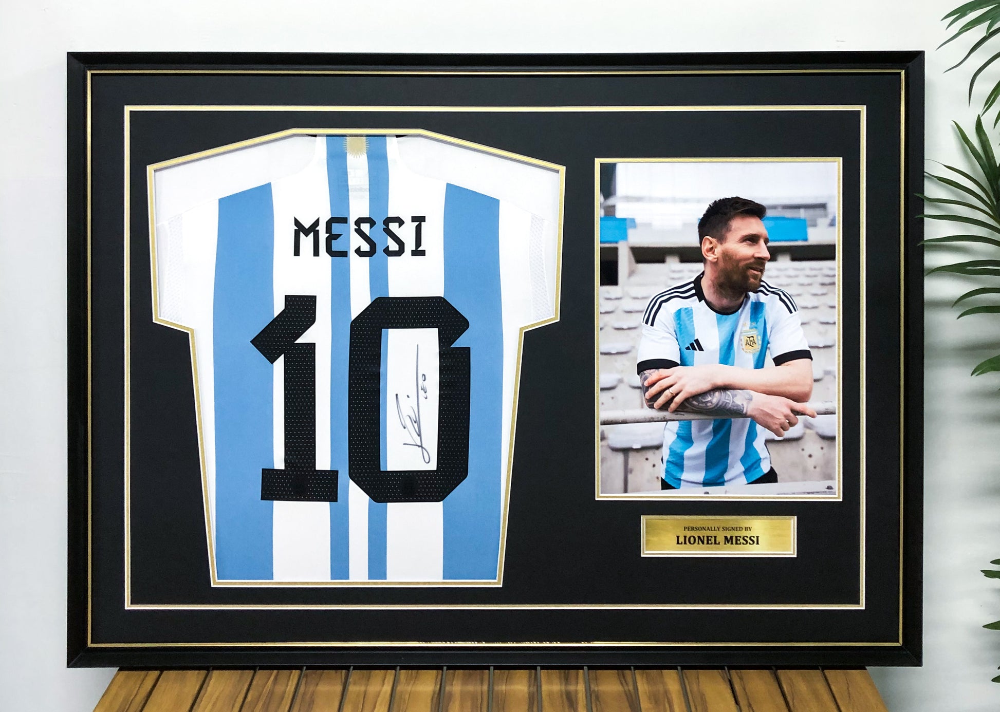 Argentina Lionel Messi Autographed Jersey with Personalized Custom Design Framed 000039